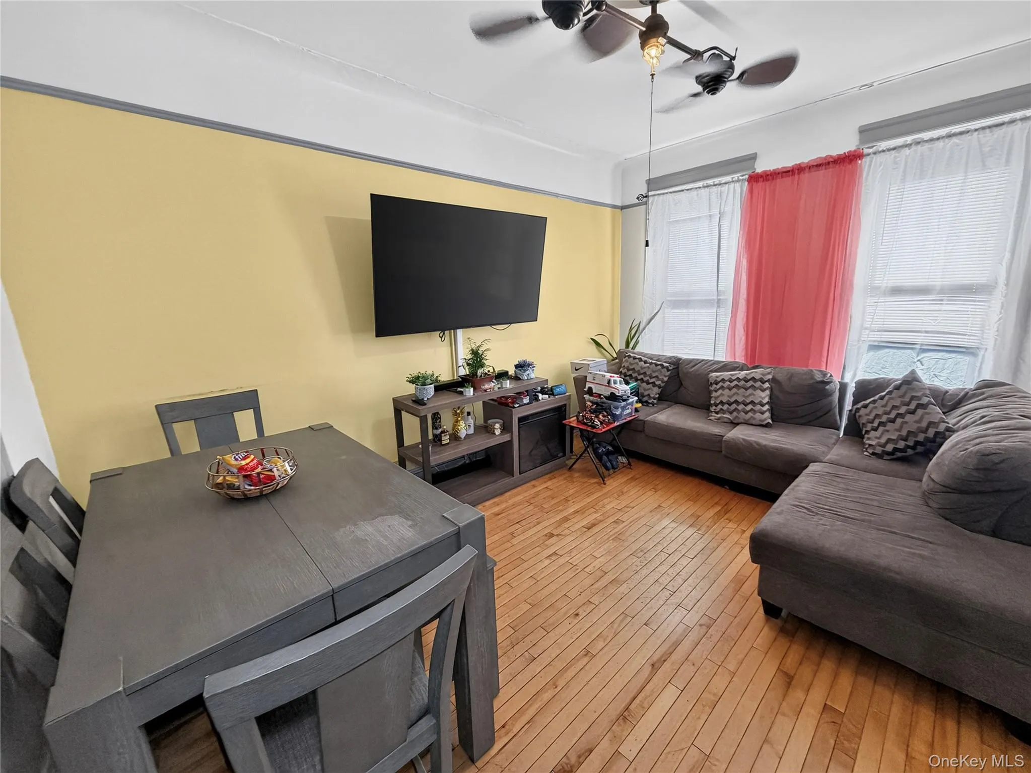 In second floor unit In second floor unit