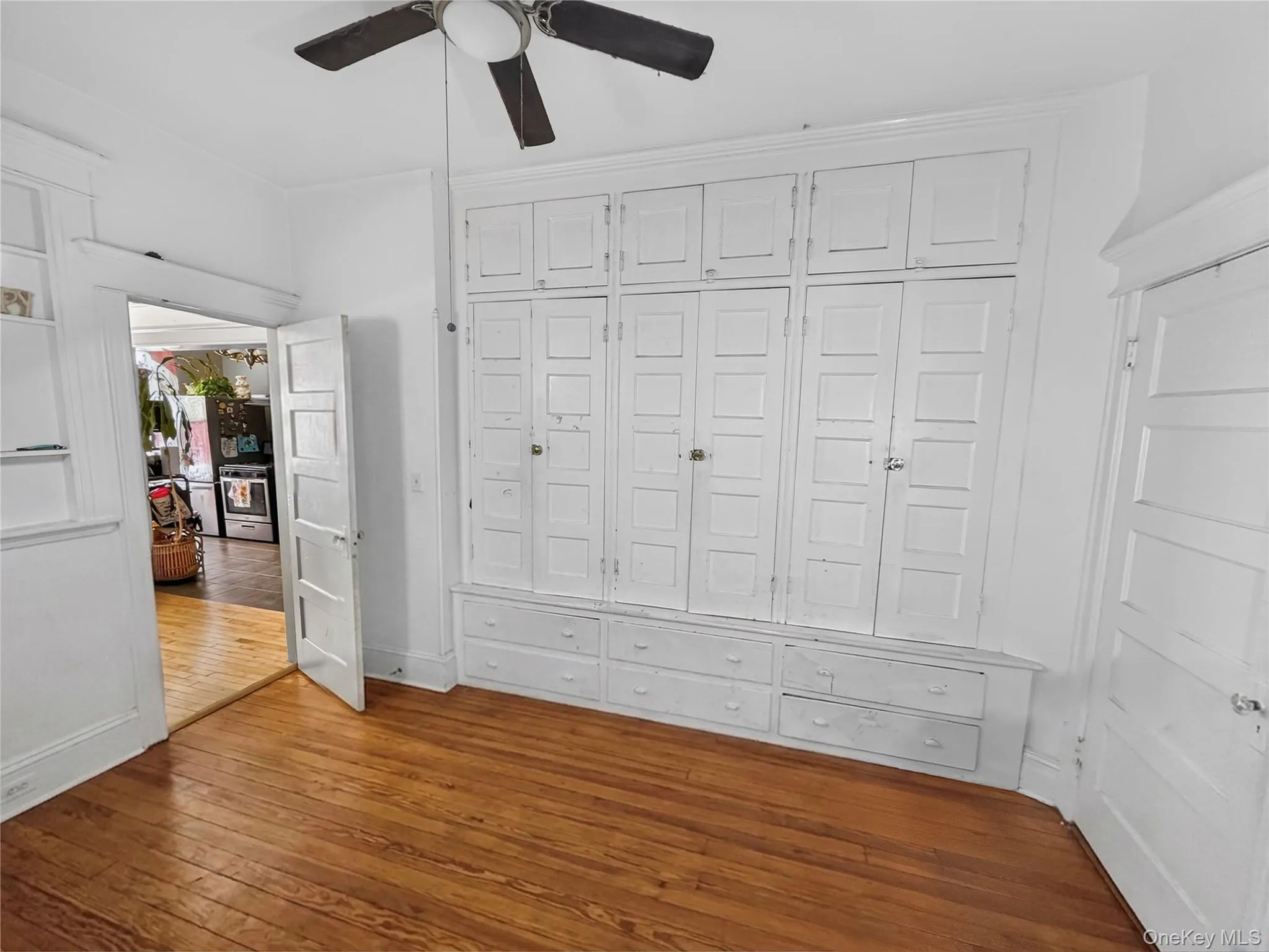 75-37 61ST Street, New York, NY, 4 Bedrooms Bedrooms, 10 Rooms Rooms,2 BathroomsBathrooms,Residential,For Rent,61ST,0,1010993 75-37 61ST Street, New York, NY, 4 Bedrooms Bedrooms, 10 Rooms Rooms,2 BathroomsBathrooms,Residential,For Rent,61ST,0,1010993