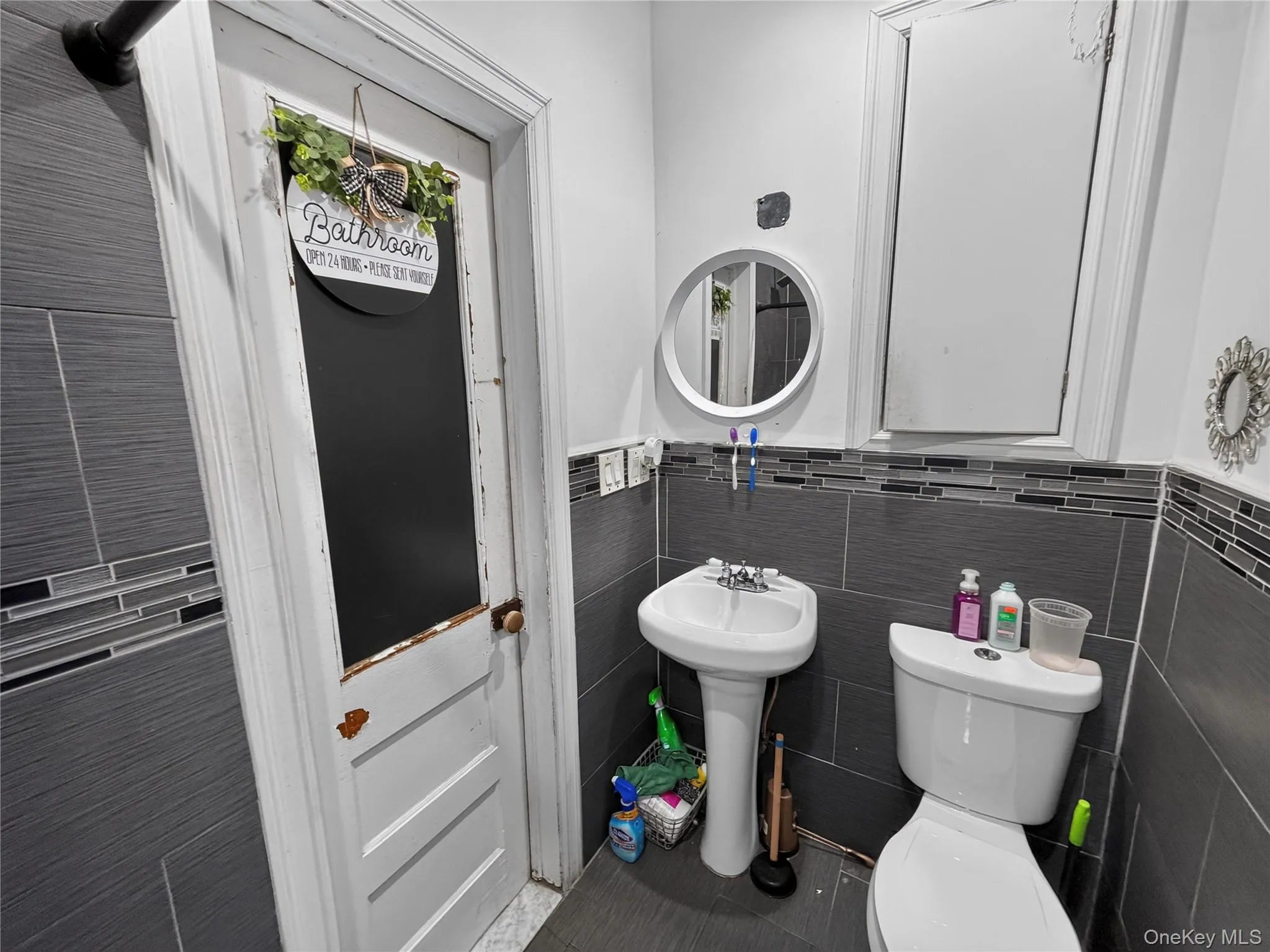 In second floor unit In second floor unit