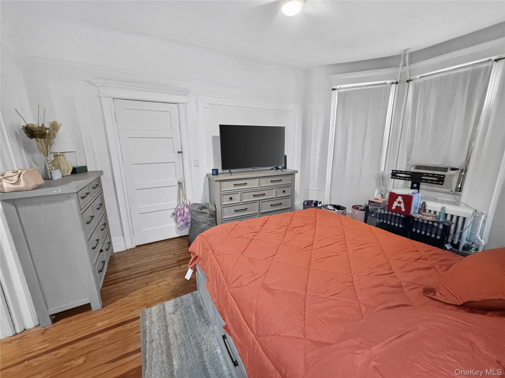 75-37 61ST Street, New York, NY, 4 Bedrooms Bedrooms, 10 Rooms Rooms,2 BathroomsBathrooms,Residential,For Rent,61ST,0,1010993 75-37 61ST Street, New York, NY, 4 Bedrooms Bedrooms, 10 Rooms Rooms,2 BathroomsBathrooms,Residential,For Rent,61ST,0,1010993