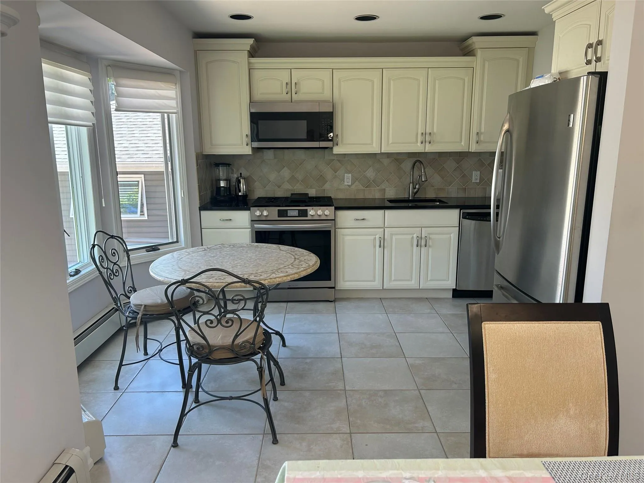 106 Roy Street, Oyster Bay, NY, 3 Bedrooms Bedrooms, 7 Rooms Rooms,2 BathroomsBathrooms,Residential,For Rent,Roy,0,1010994 106 Roy Street, Oyster Bay, NY, 3 Bedrooms Bedrooms, 7 Rooms Rooms,2 BathroomsBathrooms,Residential,For Rent,Roy,0,1010994