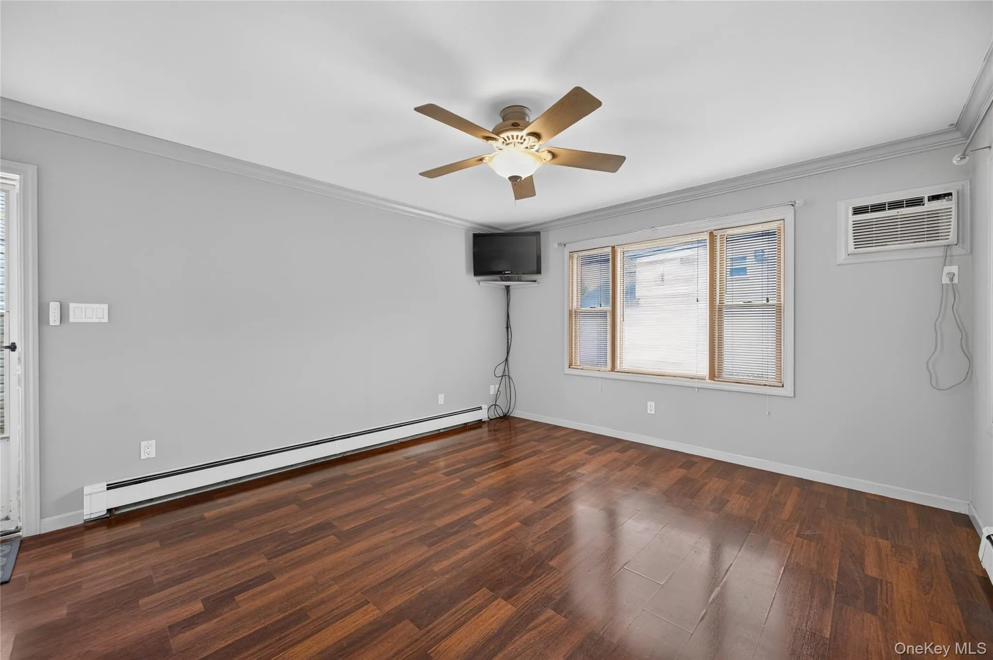 39 Boat Lane, Hempstead, NY, 4 Bedrooms Bedrooms, 9 Rooms Rooms,2 BathroomsBathrooms,Residential,For Rent,Boat,0,KEY1011000 39 Boat Lane, Hempstead, NY, 4 Bedrooms Bedrooms, 9 Rooms Rooms,2 BathroomsBathrooms,Residential,For Rent,Boat,0,KEY1011000