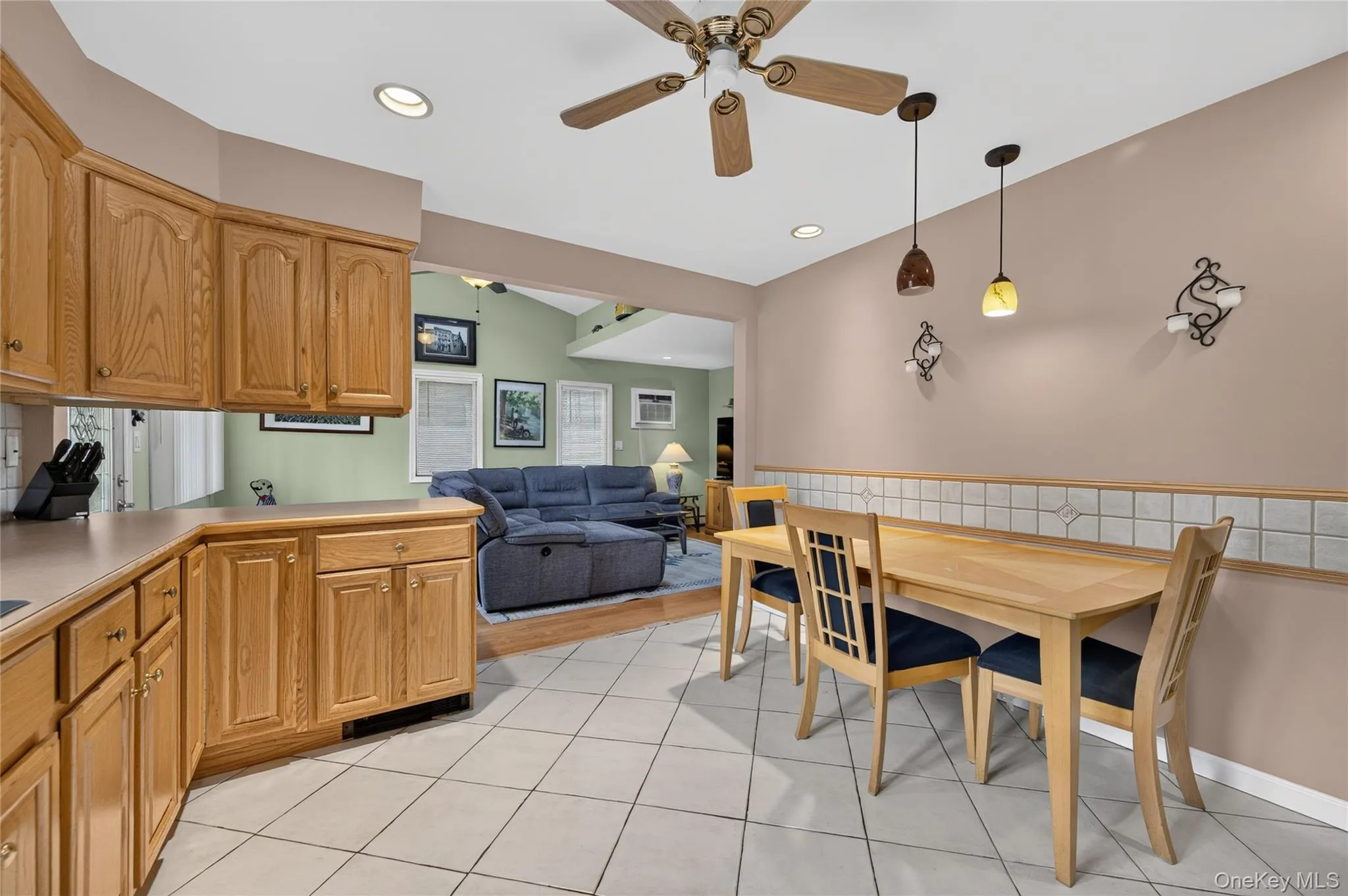 39 Boat Lane, Hempstead, NY, 4 Bedrooms Bedrooms, 9 Rooms Rooms,2 BathroomsBathrooms,Residential,For Rent,Boat,0,KEY1011000 39 Boat Lane, Hempstead, NY, 4 Bedrooms Bedrooms, 9 Rooms Rooms,2 BathroomsBathrooms,Residential,For Rent,Boat,0,KEY1011000