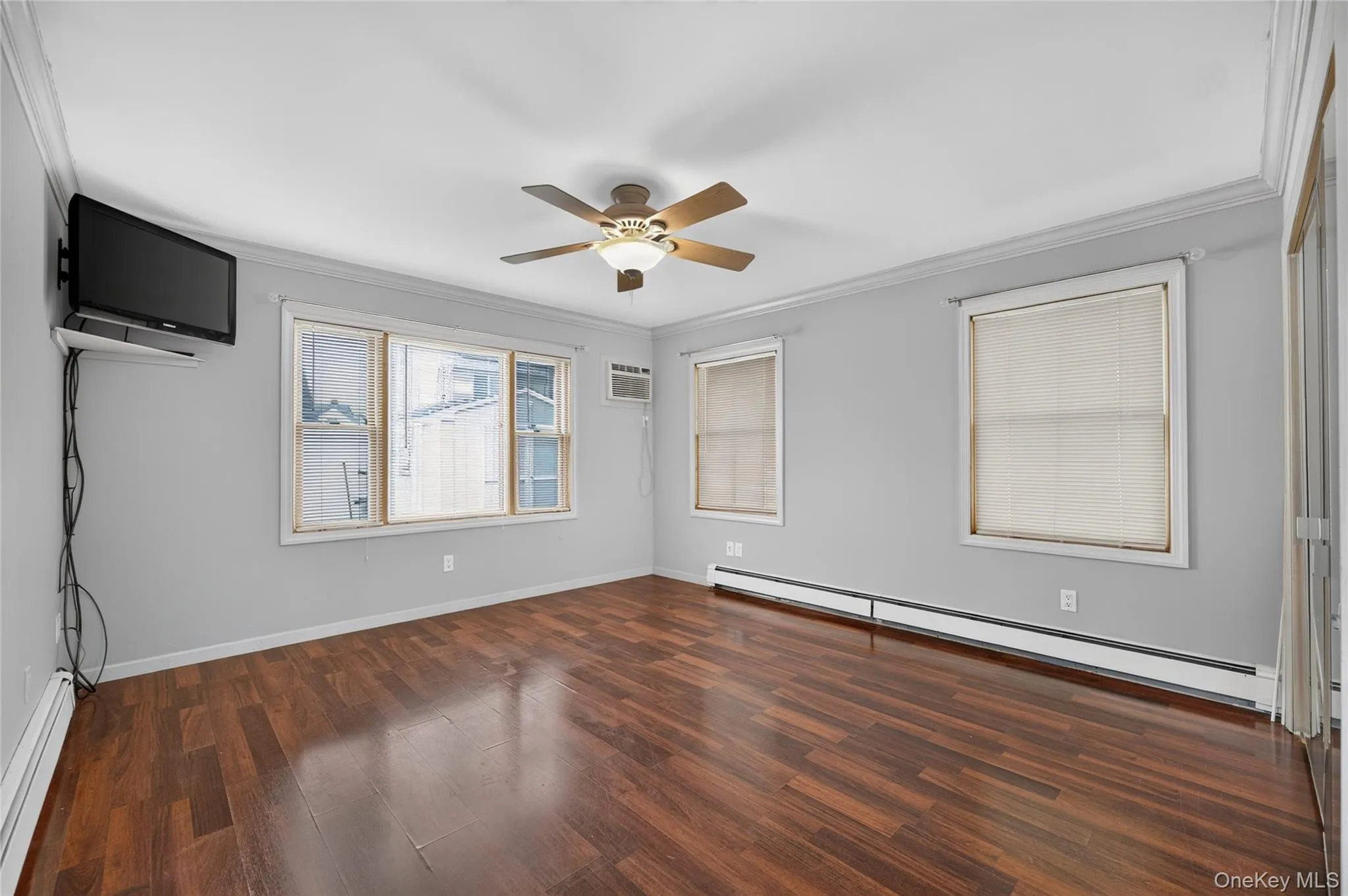 39 Boat Lane, Hempstead, NY, 4 Bedrooms Bedrooms, 9 Rooms Rooms,2 BathroomsBathrooms,Residential,For Rent,Boat,0,KEY1011000 39 Boat Lane, Hempstead, NY, 4 Bedrooms Bedrooms, 9 Rooms Rooms,2 BathroomsBathrooms,Residential,For Rent,Boat,0,KEY1011000