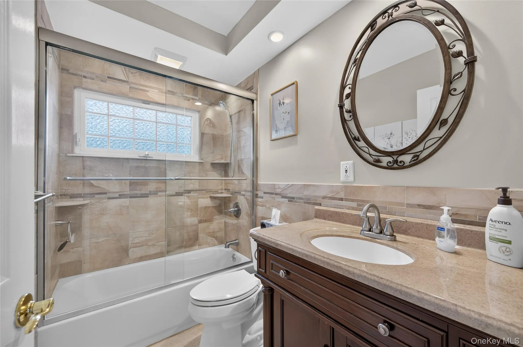 39 Boat Lane, Hempstead, NY, 4 Bedrooms Bedrooms, 9 Rooms Rooms,2 BathroomsBathrooms,Residential,For Rent,Boat,0,KEY1011000 39 Boat Lane, Hempstead, NY, 4 Bedrooms Bedrooms, 9 Rooms Rooms,2 BathroomsBathrooms,Residential,For Rent,Boat,0,KEY1011000