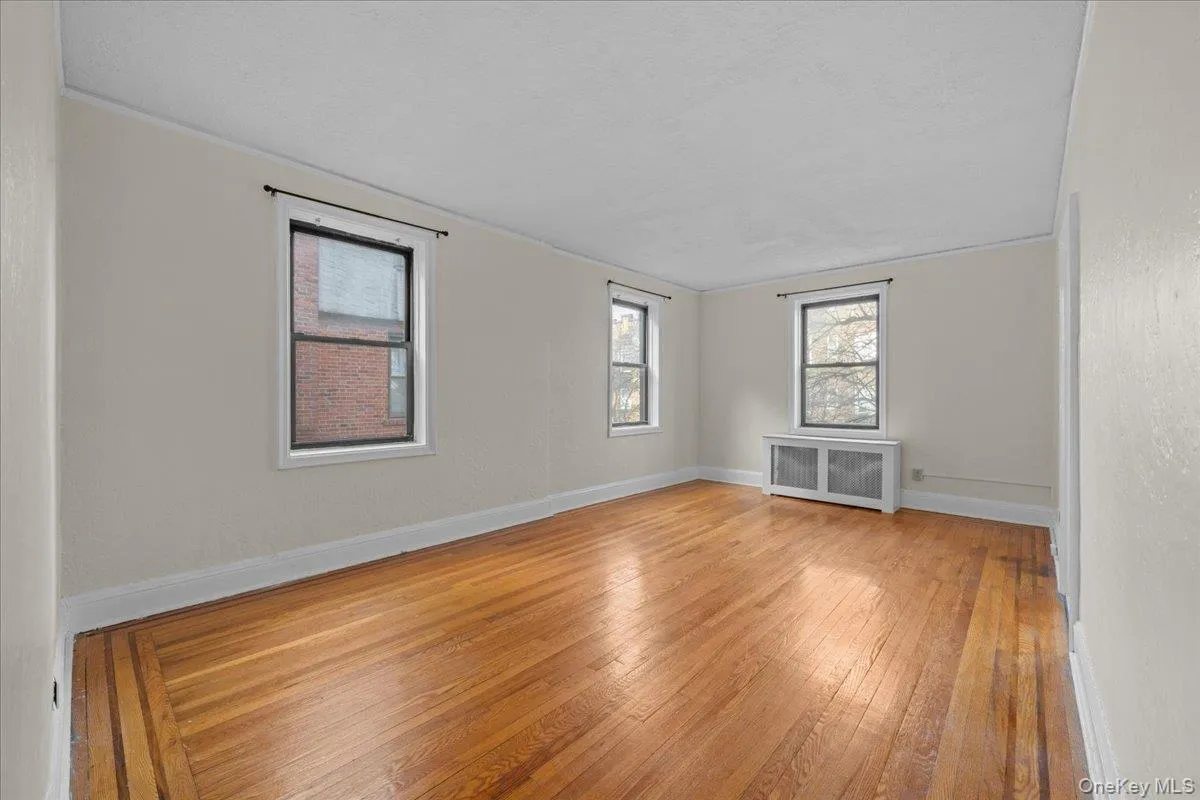 20 William Street, Mount Vernon, NY, 1 Bedroom Bedrooms, 3 Rooms Rooms,1 BathroomBathrooms,Residential,For Rent,William,0,1011003 20 William Street, Mount Vernon, NY, 1 Bedroom Bedrooms, 3 Rooms Rooms,1 BathroomBathrooms,Residential,For Rent,William,0,1011003