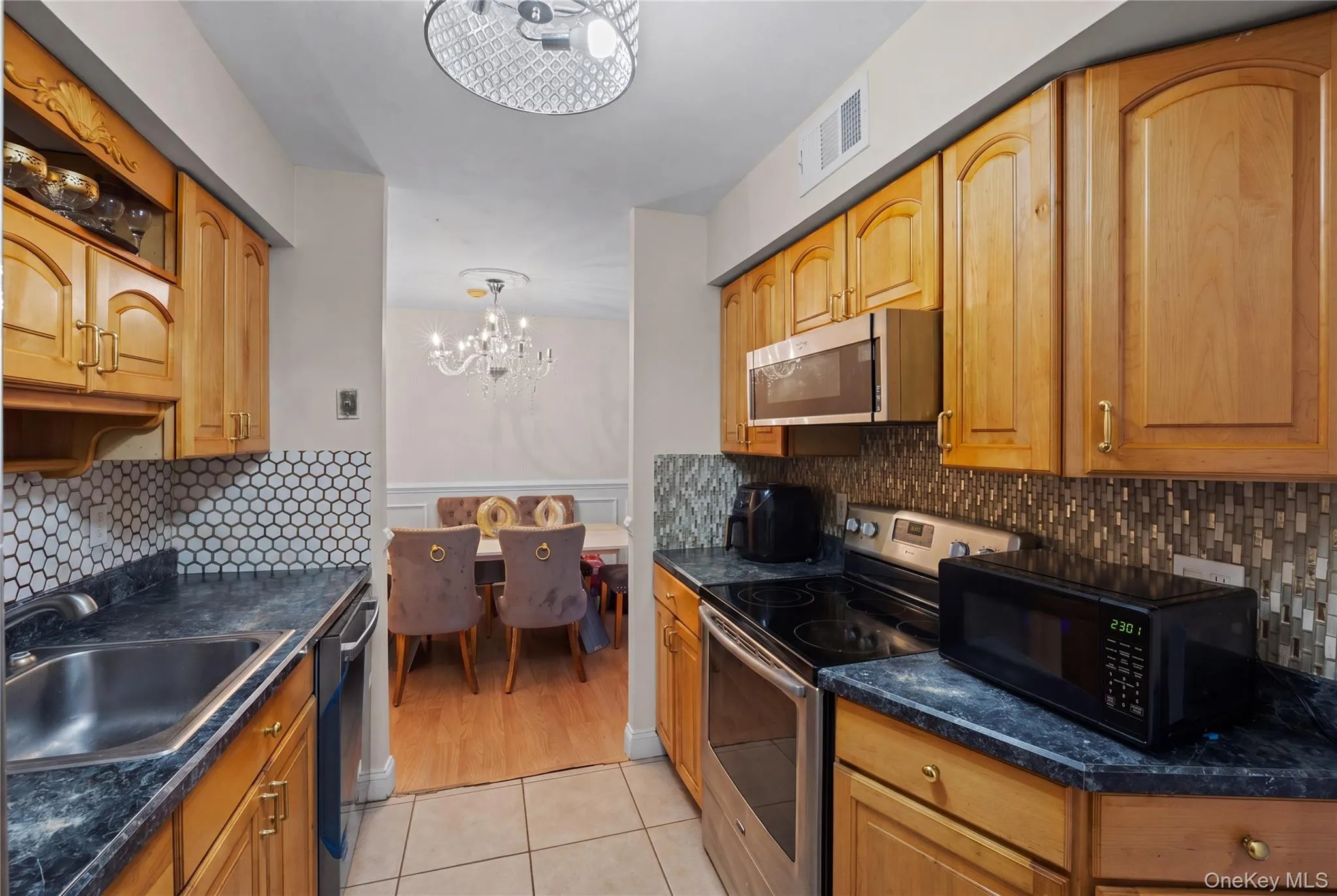 8 Independence Court, Brookhaven, NY, 2 Bedrooms Bedrooms, 6 Rooms Rooms,1 BathroomBathrooms,Residential,For Rent,Independence,0,1011005 8 Independence Court, Brookhaven, NY, 2 Bedrooms Bedrooms, 6 Rooms Rooms,1 BathroomBathrooms,Residential,For Rent,Independence,0,1011005