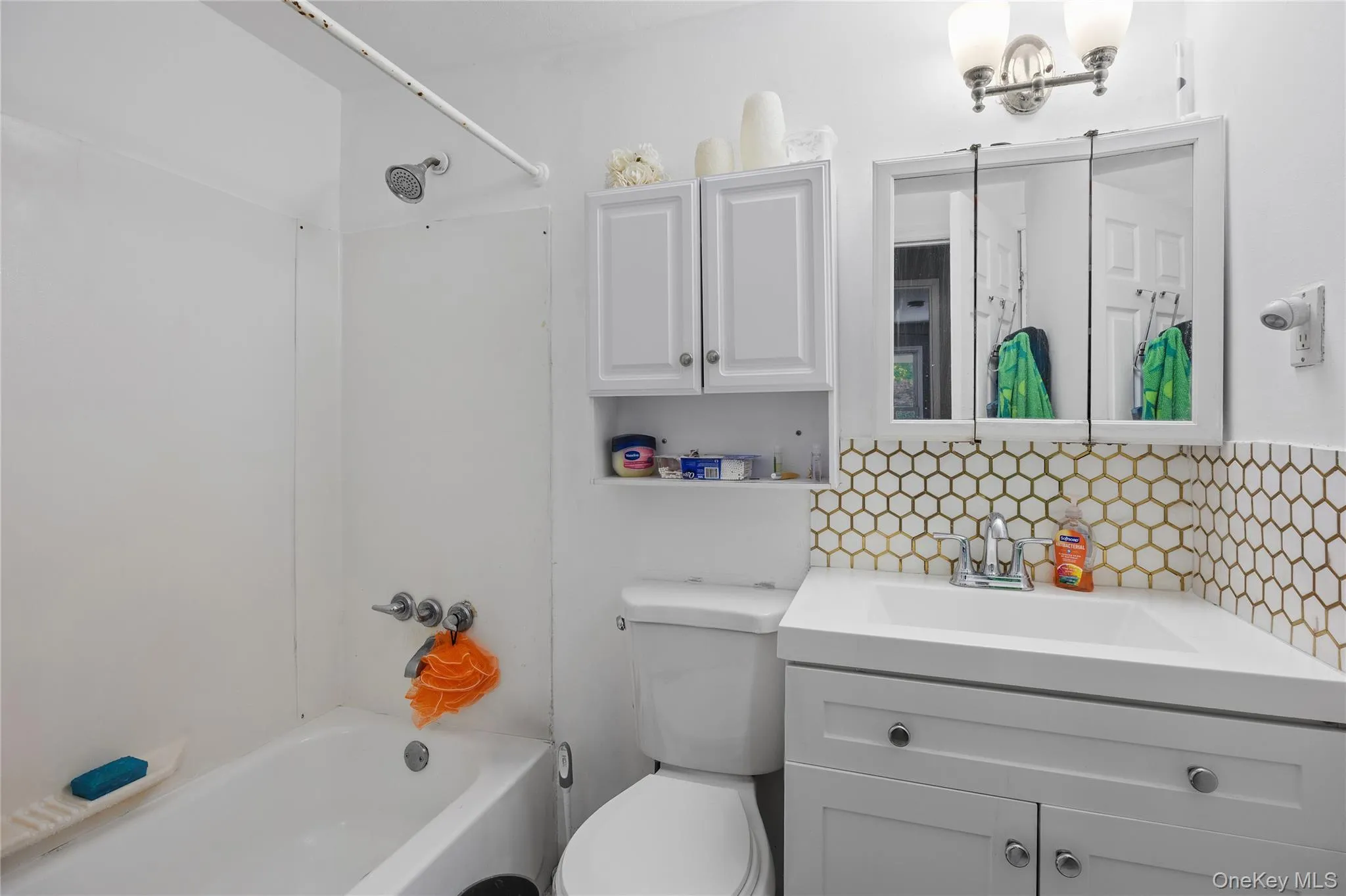 8 Independence Court, Brookhaven, NY, 2 Bedrooms Bedrooms, 6 Rooms Rooms,1 BathroomBathrooms,Residential,For Rent,Independence,0,1011005 8 Independence Court, Brookhaven, NY, 2 Bedrooms Bedrooms, 6 Rooms Rooms,1 BathroomBathrooms,Residential,For Rent,Independence,0,1011005