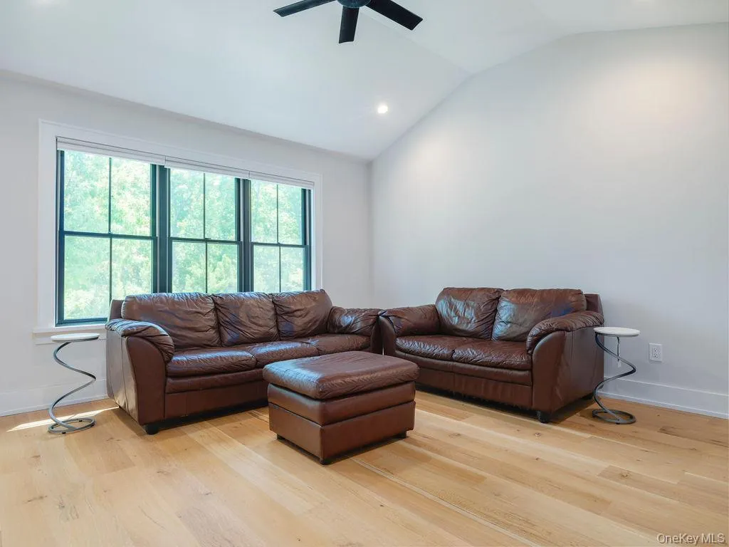 4525 Harbor Road, Southold, NY, 3 Bedrooms Bedrooms, 6 Rooms Rooms,2 BathroomsBathrooms,Residential Lease,For Rent,Harbor,0,1011006 4525 Harbor Road, Southold, NY, 3 Bedrooms Bedrooms, 6 Rooms Rooms,2 BathroomsBathrooms,Residential Lease,For Rent,Harbor,0,1011006