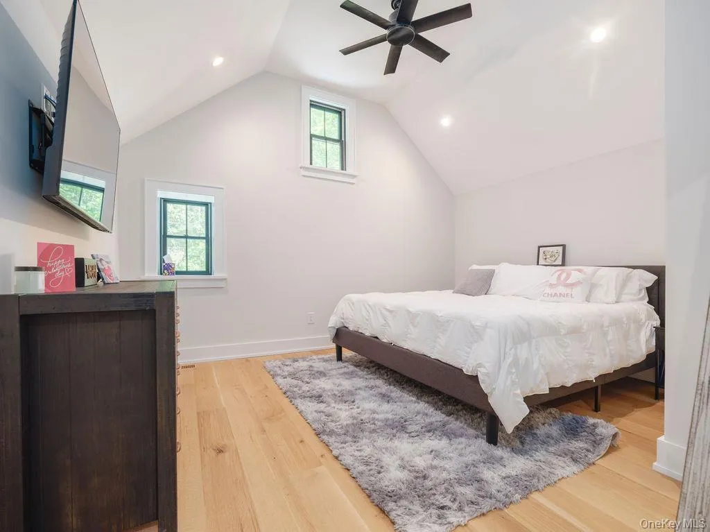 4525 Harbor Road, Southold, NY, 3 Bedrooms Bedrooms, 6 Rooms Rooms,2 BathroomsBathrooms,Residential Lease,For Rent,Harbor,0,1011006 4525 Harbor Road, Southold, NY, 3 Bedrooms Bedrooms, 6 Rooms Rooms,2 BathroomsBathrooms,Residential Lease,For Rent,Harbor,0,1011006