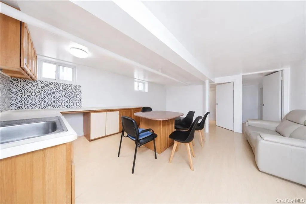 193 Forbell Street, New York, NY, 3 Bedrooms Bedrooms, 8 Rooms Rooms,3 BathroomsBathrooms,Residential,For Rent,Forbell,0,1011011 193 Forbell Street, New York, NY, 3 Bedrooms Bedrooms, 8 Rooms Rooms,3 BathroomsBathrooms,Residential,For Rent,Forbell,0,1011011