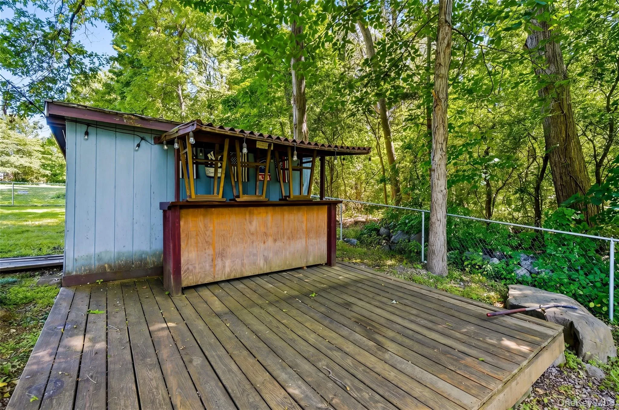 Outdoor Bar & Deck Outdoor Bar & Deck