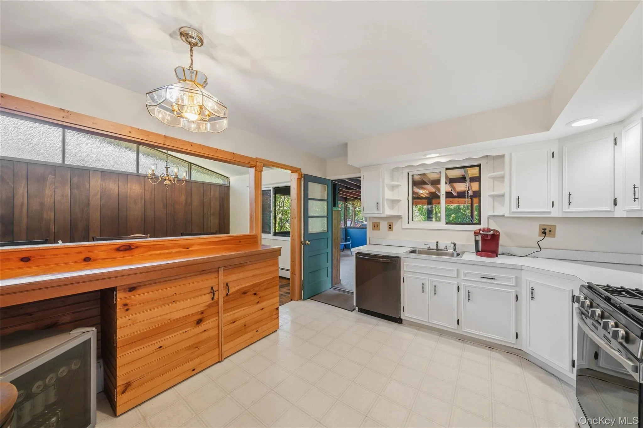 24 Dennis Drive, Wawayanda, NY, 5 Bedrooms Bedrooms, 9 Rooms Rooms,2 BathroomsBathrooms,Residential,For Rent,Dennis,0,1011015 24 Dennis Drive, Wawayanda, NY, 5 Bedrooms Bedrooms, 9 Rooms Rooms,2 BathroomsBathrooms,Residential,For Rent,Dennis,0,1011015