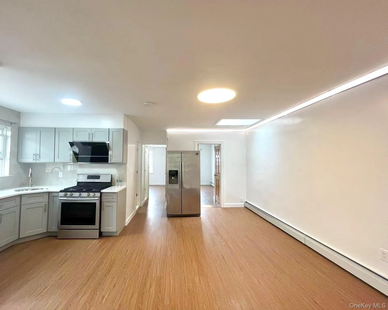 Living & Dining Combo - NEW !! Living & Dining Combo - NEW !!