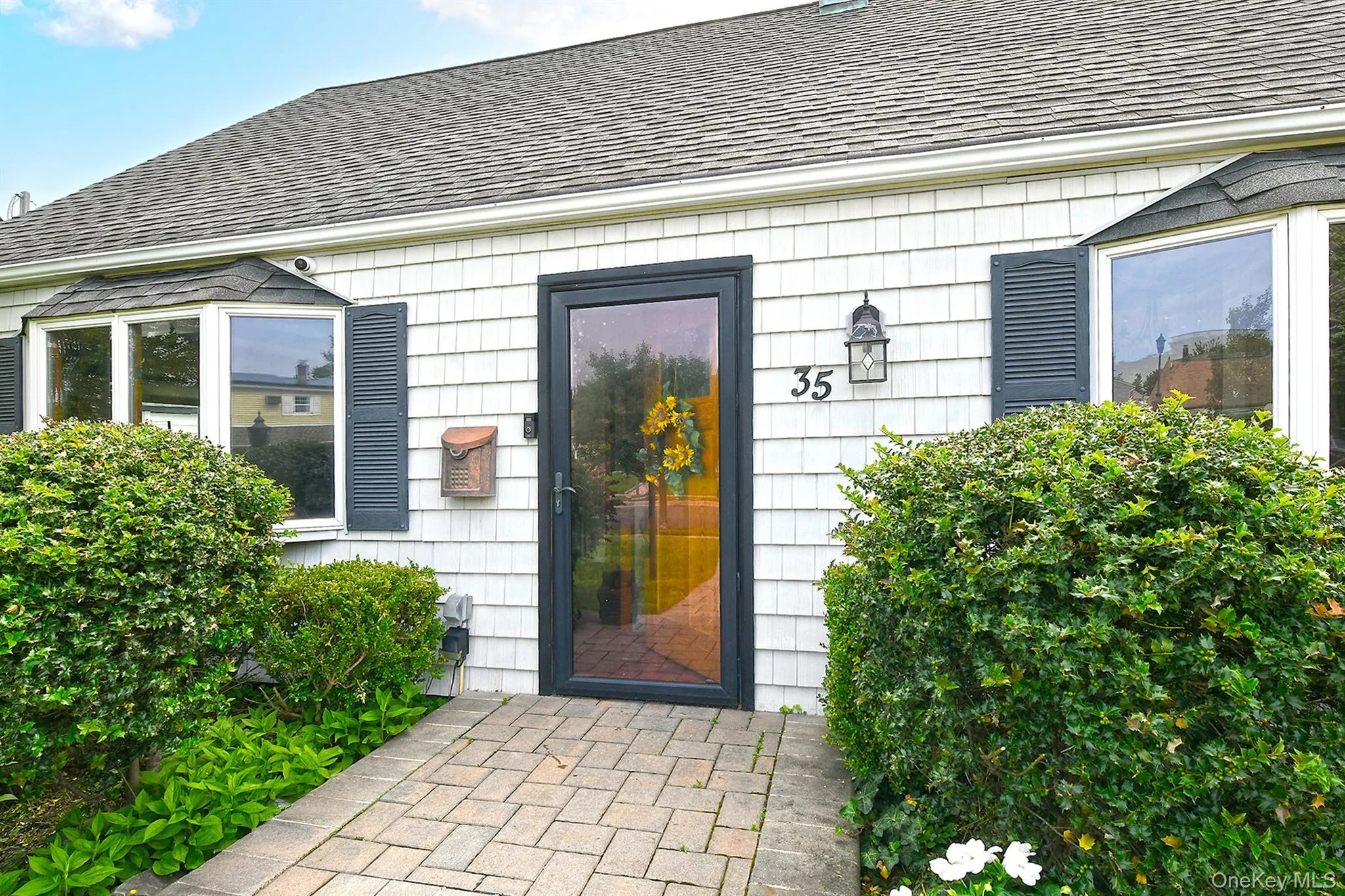 35 Ranch Lane, Hempstead, NY, 4 Bedrooms Bedrooms, 9 Rooms Rooms,2 BathroomsBathrooms,Residential,For Rent,Ranch,0,1011022 35 Ranch Lane, Hempstead, NY, 4 Bedrooms Bedrooms, 9 Rooms Rooms,2 BathroomsBathrooms,Residential,For Rent,Ranch,0,1011022