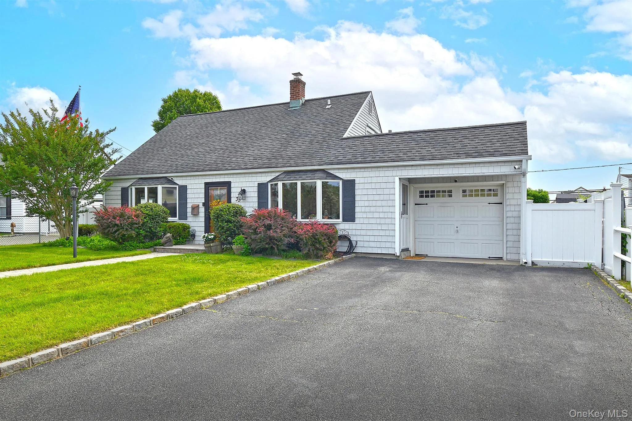 35 Ranch Lane, Hempstead, NY, 4 Bedrooms Bedrooms, 9 Rooms Rooms,2 BathroomsBathrooms,Residential,For Rent,Ranch,0,1011022 35 Ranch Lane, Hempstead, NY, 4 Bedrooms Bedrooms, 9 Rooms Rooms,2 BathroomsBathrooms,Residential,For Rent,Ranch,0,1011022