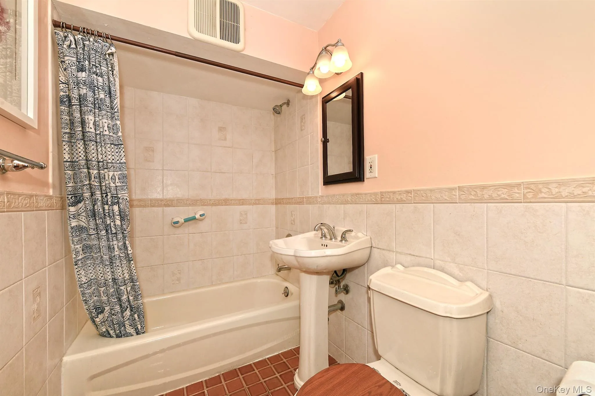 35 Ranch Lane, Hempstead, NY, 4 Bedrooms Bedrooms, 9 Rooms Rooms,2 BathroomsBathrooms,Residential,For Rent,Ranch,0,1011022 35 Ranch Lane, Hempstead, NY, 4 Bedrooms Bedrooms, 9 Rooms Rooms,2 BathroomsBathrooms,Residential,For Rent,Ranch,0,1011022