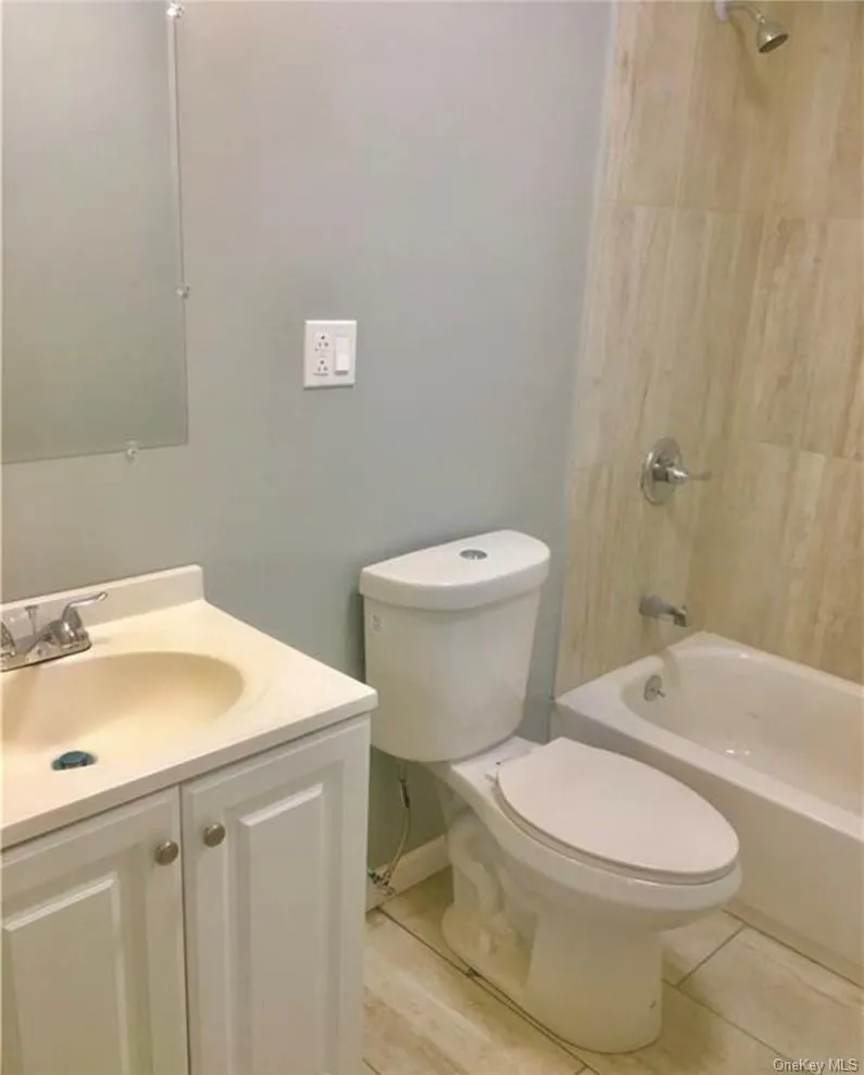 108 North Street, Middletown, NY, 1 Bedroom Bedrooms, 3 Rooms Rooms,1 BathroomBathrooms,Residential Lease,For Rent,North,0,1011023 108 North Street, Middletown, NY, 1 Bedroom Bedrooms, 3 Rooms Rooms,1 BathroomBathrooms,Residential Lease,For Rent,North,0,1011023