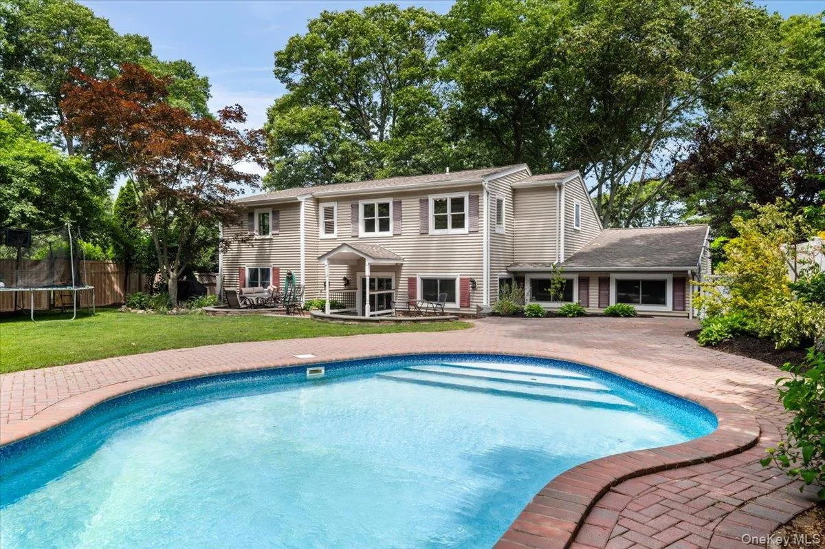 8 Walnut Place, Huntington, NY, 5 Bedrooms Bedrooms, 9 Rooms Rooms,3 BathroomsBathrooms,Residential,For Rent,Walnut,0,1011024 8 Walnut Place, Huntington, NY, 5 Bedrooms Bedrooms, 9 Rooms Rooms,3 BathroomsBathrooms,Residential,For Rent,Walnut,0,1011024