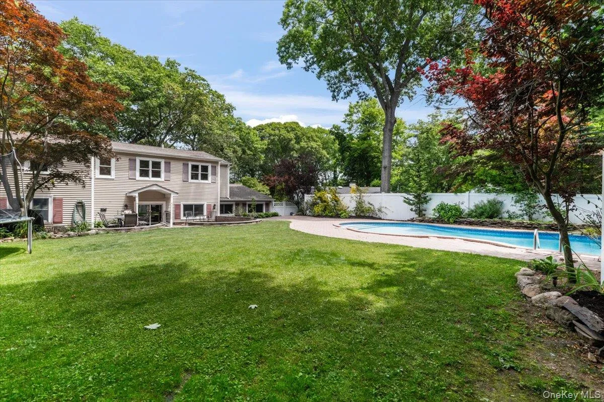 8 Walnut Place, Huntington, NY, 5 Bedrooms Bedrooms, 9 Rooms Rooms,3 BathroomsBathrooms,Residential,For Rent,Walnut,0,1011024 8 Walnut Place, Huntington, NY, 5 Bedrooms Bedrooms, 9 Rooms Rooms,3 BathroomsBathrooms,Residential,For Rent,Walnut,0,1011024