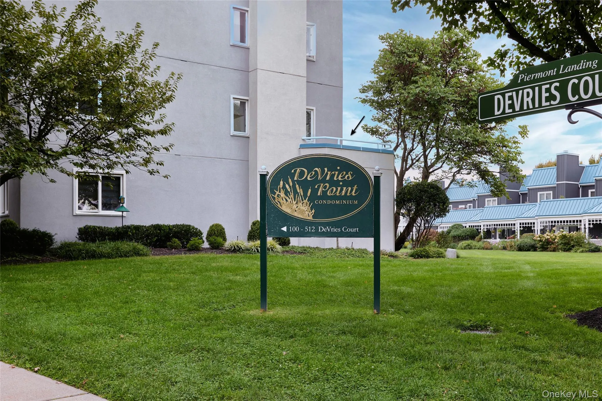 213 Devries Court, Orangetown, NY, 3 Bedrooms Bedrooms, 9 Rooms Rooms,3 BathroomsBathrooms,Residential,For Rent,Devries,0,1011027 213 Devries Court, Orangetown, NY, 3 Bedrooms Bedrooms, 9 Rooms Rooms,3 BathroomsBathrooms,Residential,For Rent,Devries,0,1011027