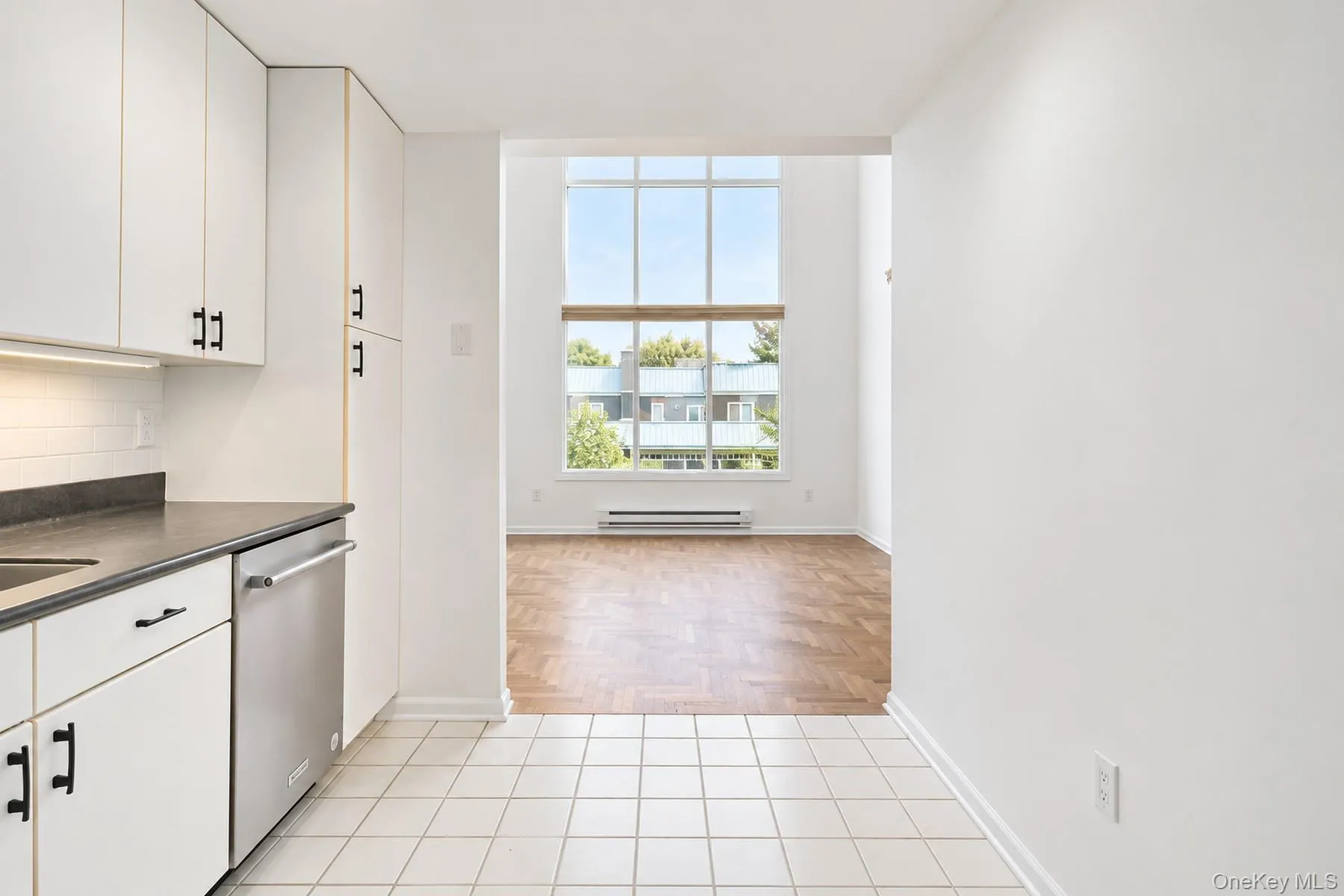 213 Devries Court, Orangetown, NY, 3 Bedrooms Bedrooms, 9 Rooms Rooms,3 BathroomsBathrooms,Residential,For Rent,Devries,0,1011027 213 Devries Court, Orangetown, NY, 3 Bedrooms Bedrooms, 9 Rooms Rooms,3 BathroomsBathrooms,Residential,For Rent,Devries,0,1011027