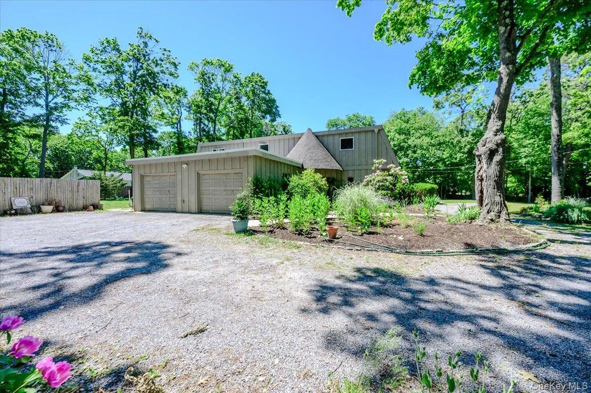 35 Melrose Parkway, Brookhaven, NY, 5 Bedrooms Bedrooms, 7 Rooms Rooms,3 BathroomsBathrooms,Residential,For Rent,Melrose,0,1011028 35 Melrose Parkway, Brookhaven, NY, 5 Bedrooms Bedrooms, 7 Rooms Rooms,3 BathroomsBathrooms,Residential,For Rent,Melrose,0,1011028