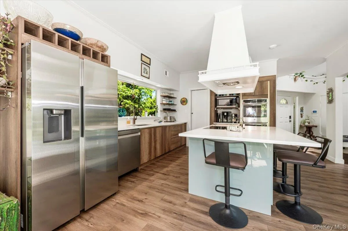 35 Melrose Parkway, Brookhaven, NY, 5 Bedrooms Bedrooms, 7 Rooms Rooms,3 BathroomsBathrooms,Residential,For Rent,Melrose,0,1011028 35 Melrose Parkway, Brookhaven, NY, 5 Bedrooms Bedrooms, 7 Rooms Rooms,3 BathroomsBathrooms,Residential,For Rent,Melrose,0,1011028