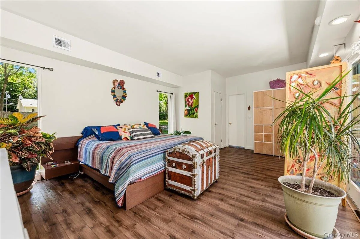 35 Melrose Parkway, Brookhaven, NY, 5 Bedrooms Bedrooms, 7 Rooms Rooms,3 BathroomsBathrooms,Residential,For Rent,Melrose,0,1011028 35 Melrose Parkway, Brookhaven, NY, 5 Bedrooms Bedrooms, 7 Rooms Rooms,3 BathroomsBathrooms,Residential,For Rent,Melrose,0,1011028