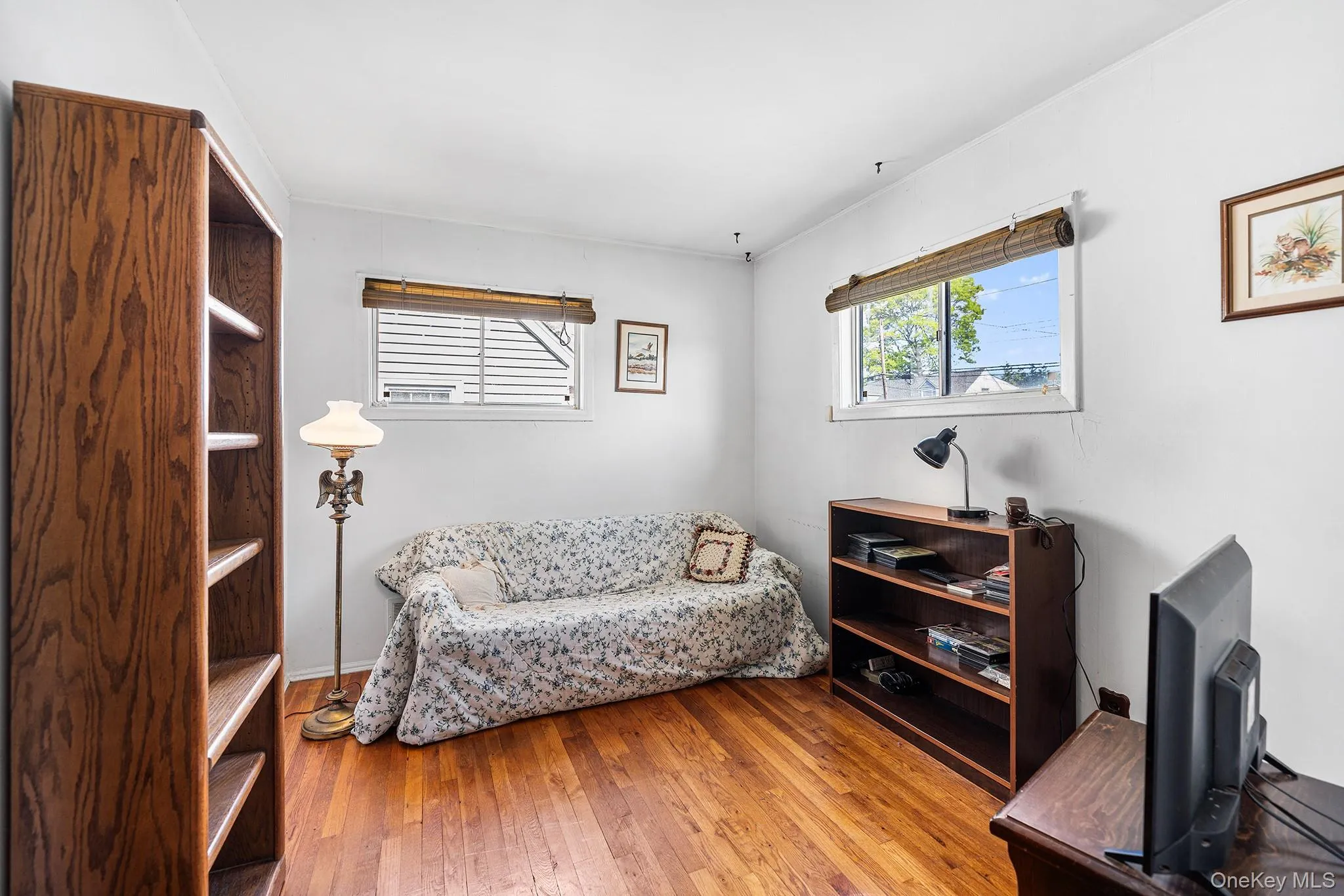 216 Oak Street, Oyster Bay, NY, 4 Bedrooms Bedrooms, 6 Rooms Rooms,2 BathroomsBathrooms,Residential,For Rent,Oak,0,1011032 216 Oak Street, Oyster Bay, NY, 4 Bedrooms Bedrooms, 6 Rooms Rooms,2 BathroomsBathrooms,Residential,For Rent,Oak,0,1011032