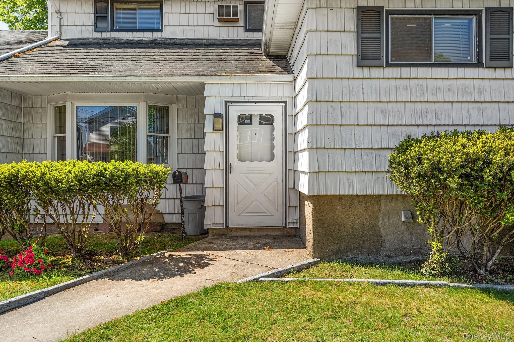 216 Oak Street, Oyster Bay, NY, 4 Bedrooms Bedrooms, 6 Rooms Rooms,2 BathroomsBathrooms,Residential,For Rent,Oak,0,1011032 216 Oak Street, Oyster Bay, NY, 4 Bedrooms Bedrooms, 6 Rooms Rooms,2 BathroomsBathrooms,Residential,For Rent,Oak,0,1011032
