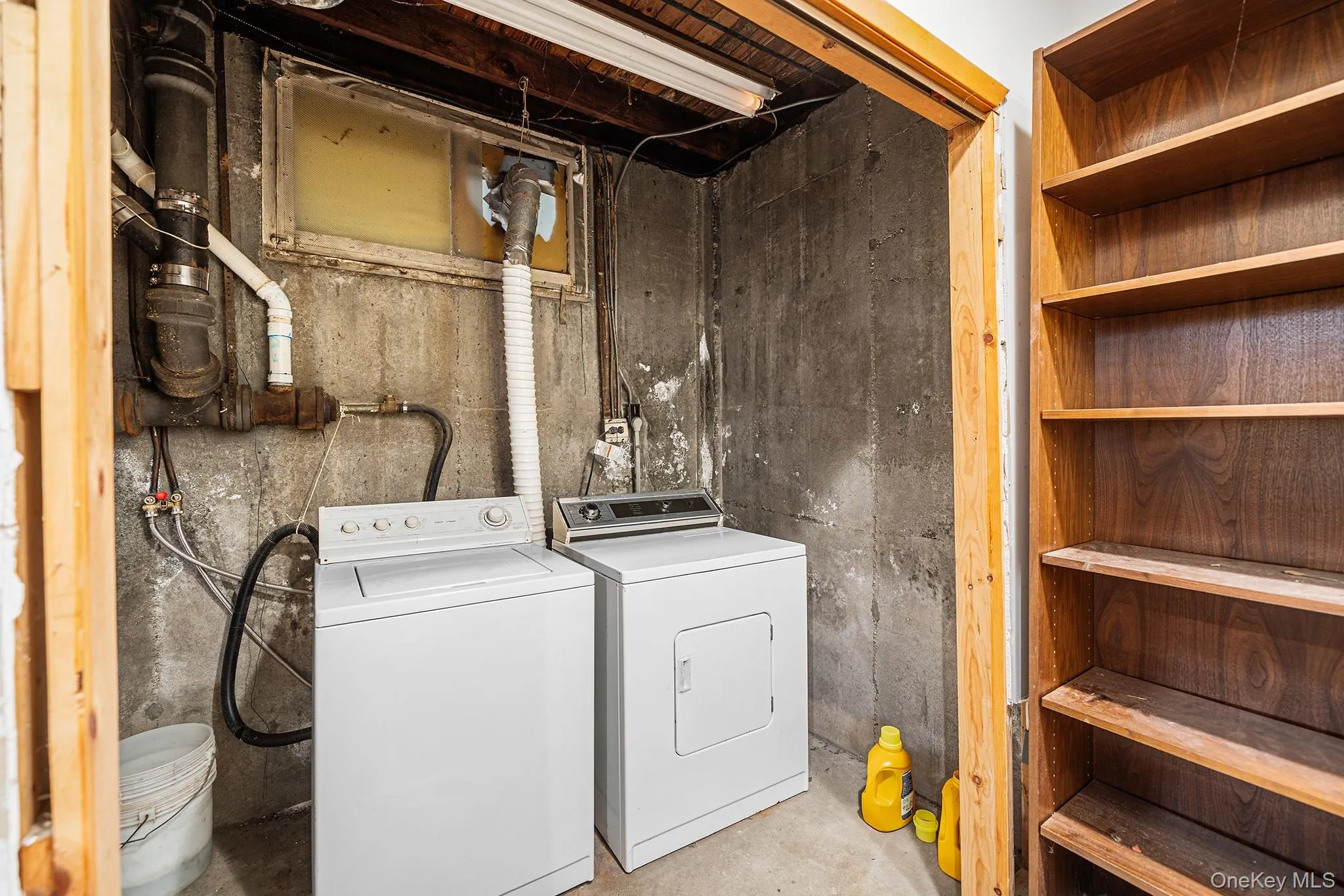 216 Oak Street, Oyster Bay, NY, 4 Bedrooms Bedrooms, 6 Rooms Rooms,2 BathroomsBathrooms,Residential,For Rent,Oak,0,1011032 216 Oak Street, Oyster Bay, NY, 4 Bedrooms Bedrooms, 6 Rooms Rooms,2 BathroomsBathrooms,Residential,For Rent,Oak,0,1011032
