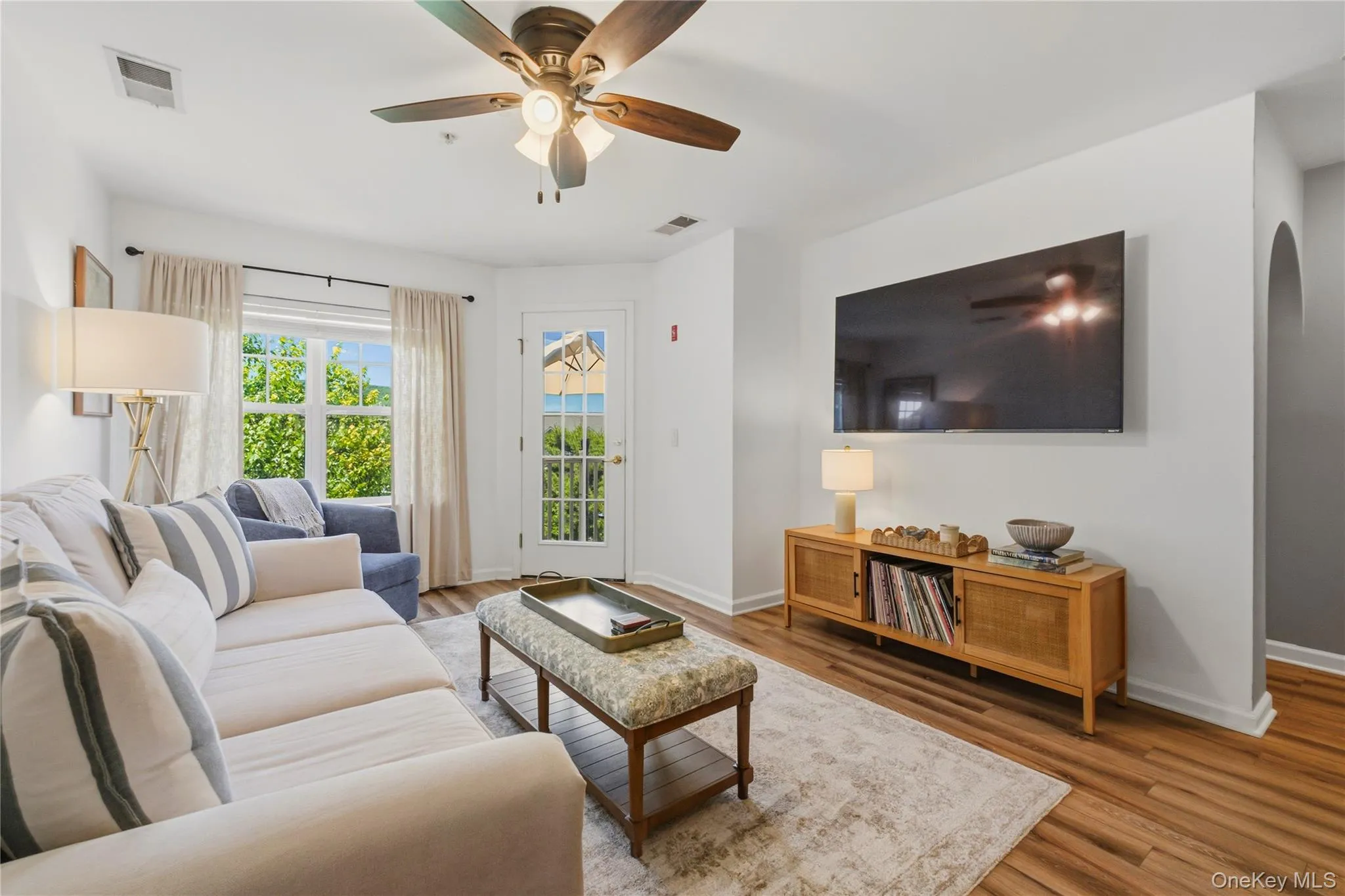 125 Riverbend Drive, Peekskill, NY, 2 Bedrooms Bedrooms, 5 Rooms Rooms,2 BathroomsBathrooms,Residential,For Rent,Riverbend,0,1011033 125 Riverbend Drive, Peekskill, NY, 2 Bedrooms Bedrooms, 5 Rooms Rooms,2 BathroomsBathrooms,Residential,For Rent,Riverbend,0,1011033
