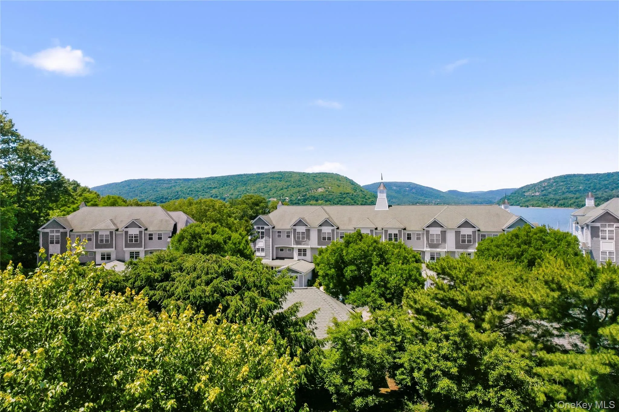 125 Riverbend Drive, Peekskill, NY, 2 Bedrooms Bedrooms, 5 Rooms Rooms,2 BathroomsBathrooms,Residential,For Rent,Riverbend,0,1011033 125 Riverbend Drive, Peekskill, NY, 2 Bedrooms Bedrooms, 5 Rooms Rooms,2 BathroomsBathrooms,Residential,For Rent,Riverbend,0,1011033