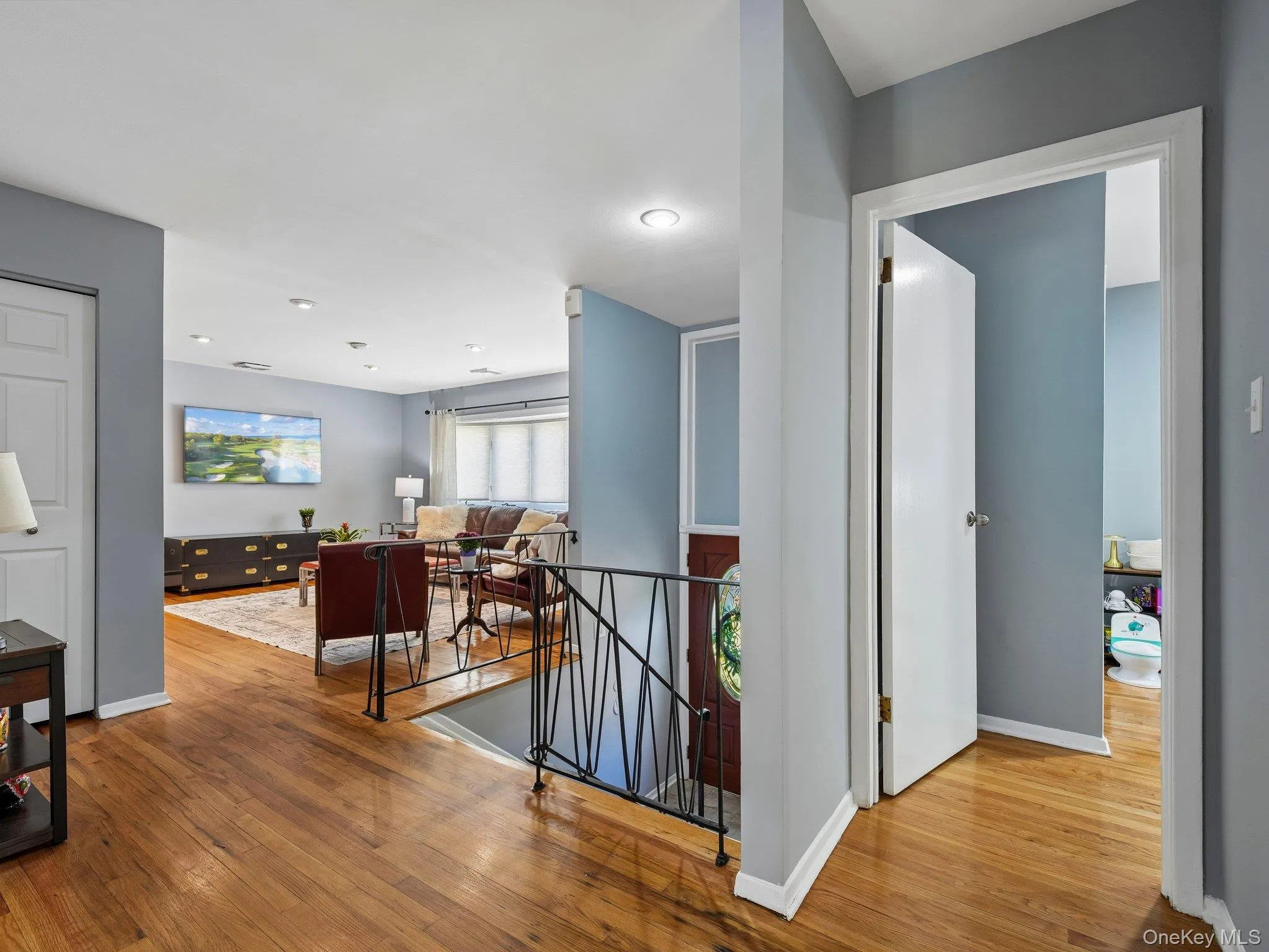2 Highfield Avenue, North Hempstead, NY, 4 Bedrooms Bedrooms, 7 Rooms Rooms,2 BathroomsBathrooms,Residential,For Rent,Highfield,0,1011039 2 Highfield Avenue, North Hempstead, NY, 4 Bedrooms Bedrooms, 7 Rooms Rooms,2 BathroomsBathrooms,Residential,For Rent,Highfield,0,1011039