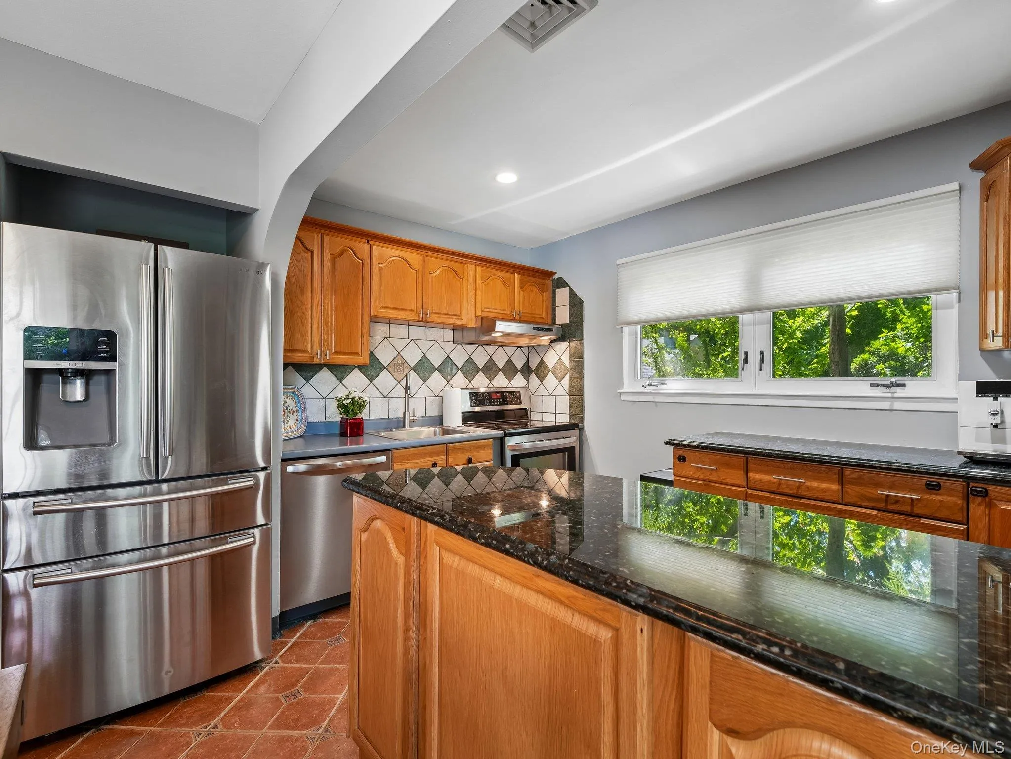 2 Highfield Avenue, North Hempstead, NY, 4 Bedrooms Bedrooms, 7 Rooms Rooms,2 BathroomsBathrooms,Residential,For Rent,Highfield,0,1011039 2 Highfield Avenue, North Hempstead, NY, 4 Bedrooms Bedrooms, 7 Rooms Rooms,2 BathroomsBathrooms,Residential,For Rent,Highfield,0,1011039