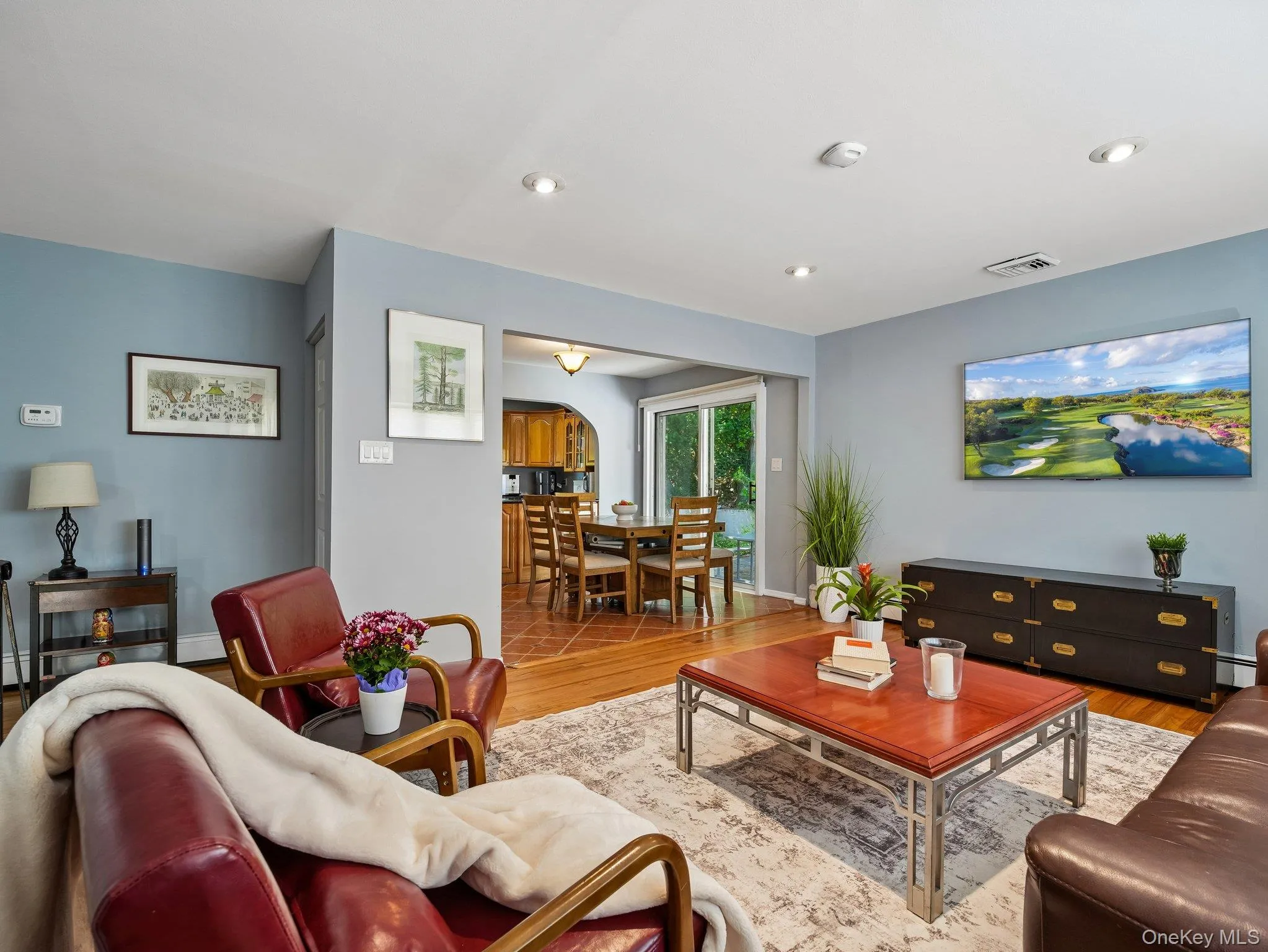 2 Highfield Avenue, North Hempstead, NY, 4 Bedrooms Bedrooms, 7 Rooms Rooms,2 BathroomsBathrooms,Residential,For Rent,Highfield,0,1011039 2 Highfield Avenue, North Hempstead, NY, 4 Bedrooms Bedrooms, 7 Rooms Rooms,2 BathroomsBathrooms,Residential,For Rent,Highfield,0,1011039