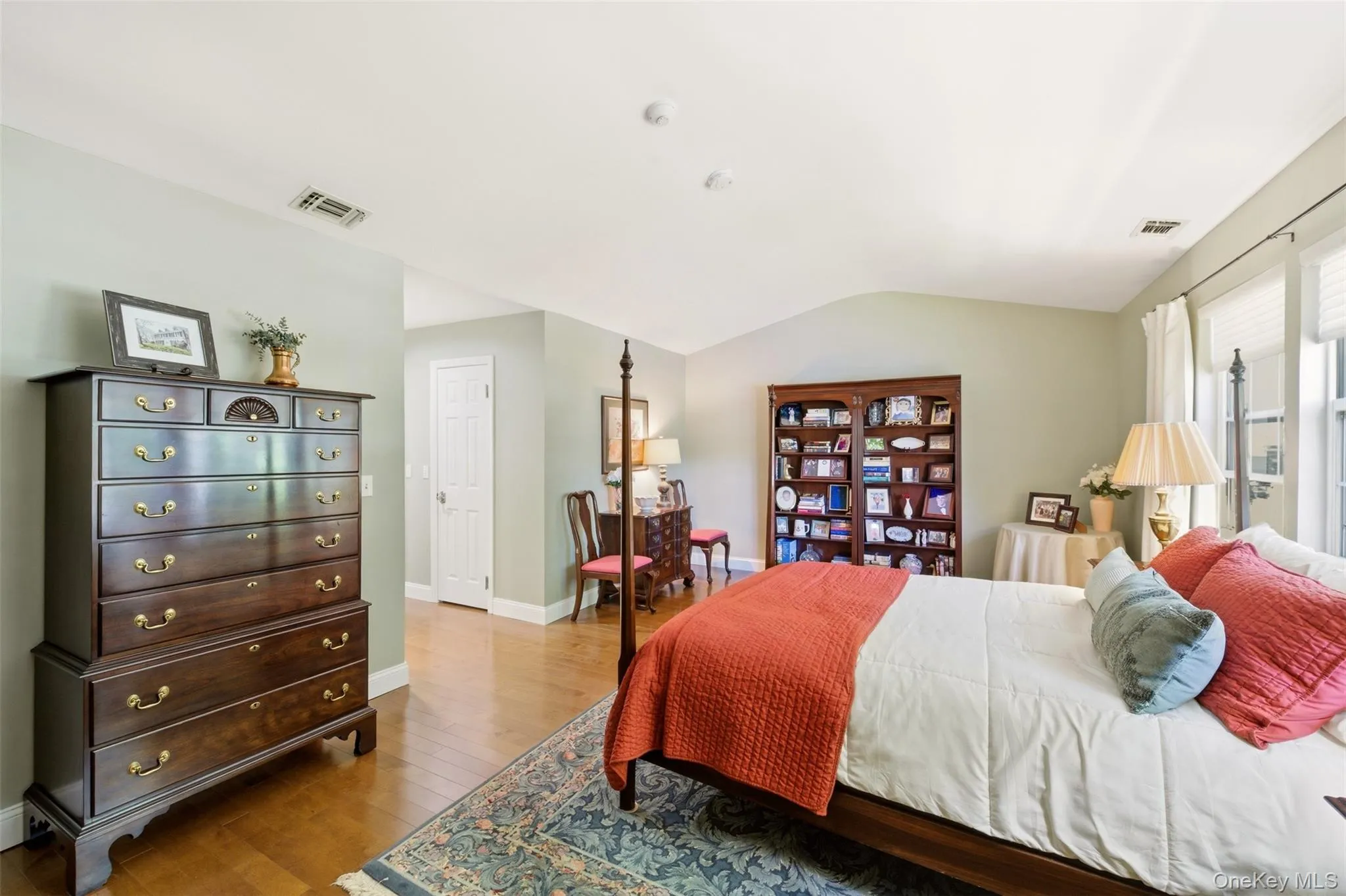 Double Walk In Closet / Attic Access Double Walk In Closet / Attic Access