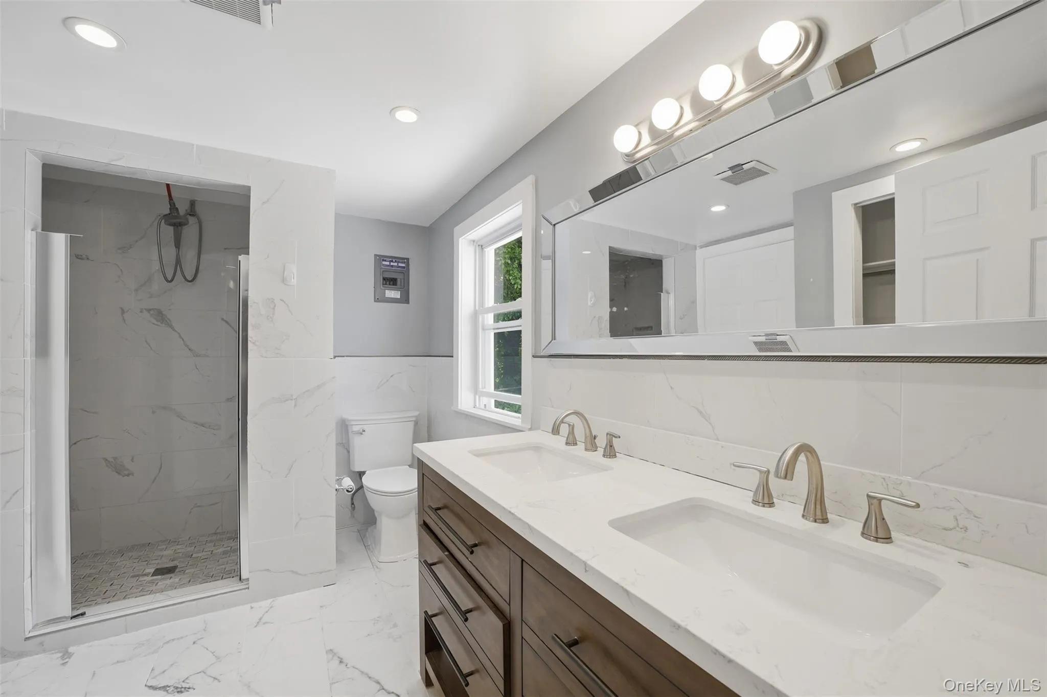 2647 E Main Street, Wappinger, NY, 4 Bedrooms Bedrooms, 7 Rooms Rooms,2 BathroomsBathrooms,Residential Lease,For Rent,E Main,0,1011043 2647 E Main Street, Wappinger, NY, 4 Bedrooms Bedrooms, 7 Rooms Rooms,2 BathroomsBathrooms,Residential Lease,For Rent,E Main,0,1011043