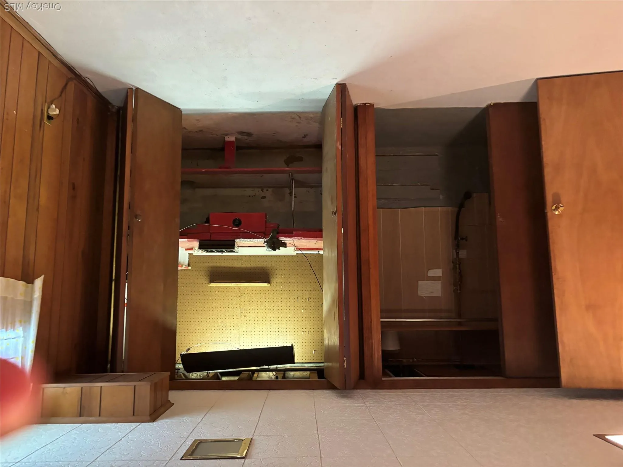 3 Peter Road, Oyster Bay, NY, 3 Bedrooms Bedrooms, 8 Rooms Rooms,2 BathroomsBathrooms,Residential,For Rent,Peter,0,KEY1011045 3 Peter Road, Oyster Bay, NY, 3 Bedrooms Bedrooms, 8 Rooms Rooms,2 BathroomsBathrooms,Residential,For Rent,Peter,0,KEY1011045