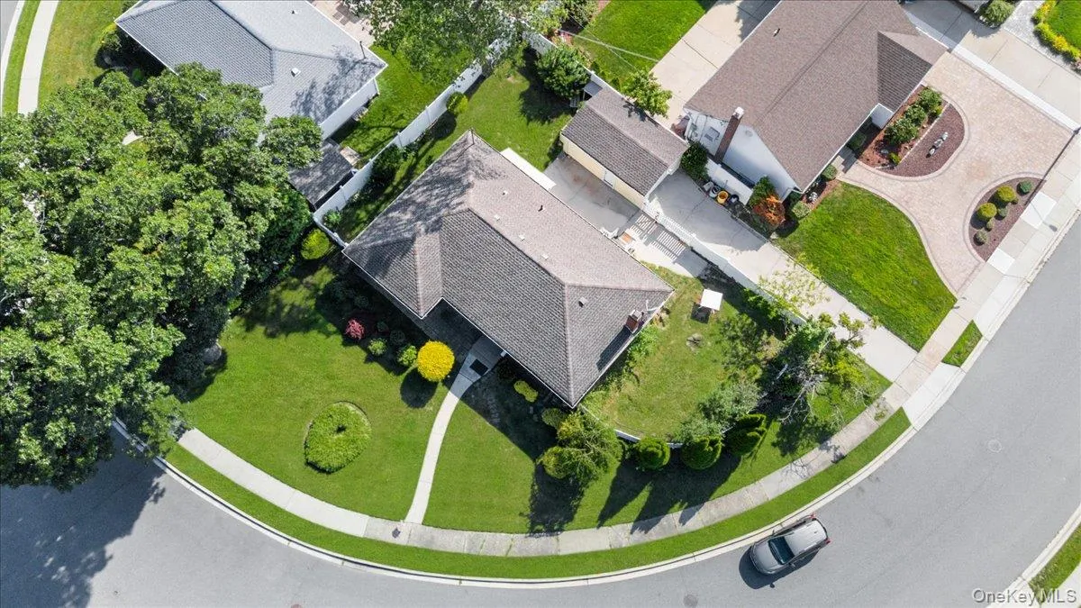 5 Coronet Crescent, Oyster Bay, NY, 3 Bedrooms Bedrooms, 6 Rooms Rooms,2 BathroomsBathrooms,Residential,For Rent,Coronet,0,1011046 5 Coronet Crescent, Oyster Bay, NY, 3 Bedrooms Bedrooms, 6 Rooms Rooms,2 BathroomsBathrooms,Residential,For Rent,Coronet,0,1011046