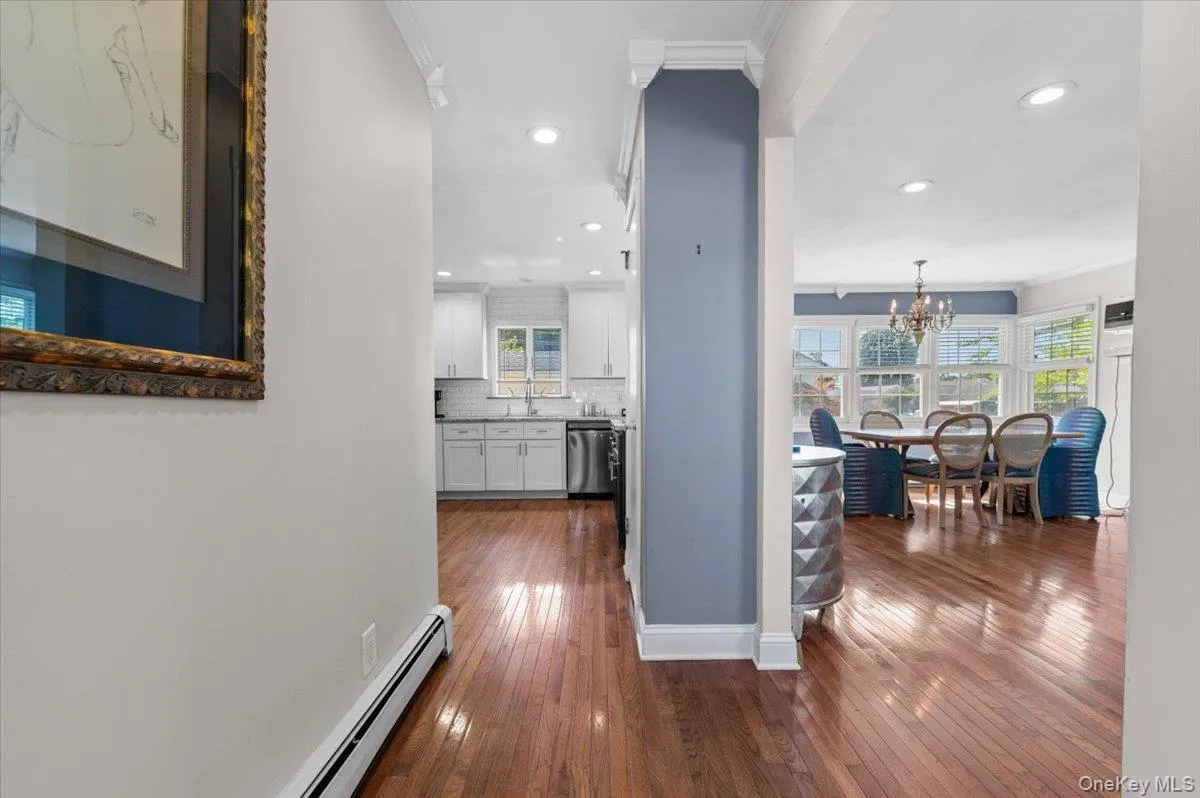 5 Coronet Crescent, Oyster Bay, NY, 3 Bedrooms Bedrooms, 6 Rooms Rooms,2 BathroomsBathrooms,Residential,For Rent,Coronet,0,1011046 5 Coronet Crescent, Oyster Bay, NY, 3 Bedrooms Bedrooms, 6 Rooms Rooms,2 BathroomsBathrooms,Residential,For Rent,Coronet,0,1011046