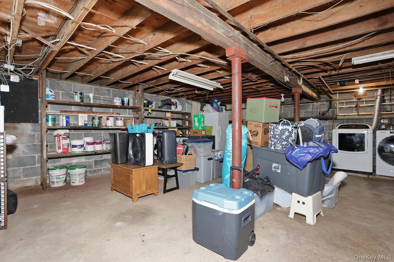 Basement/Laundry Basement/Laundry