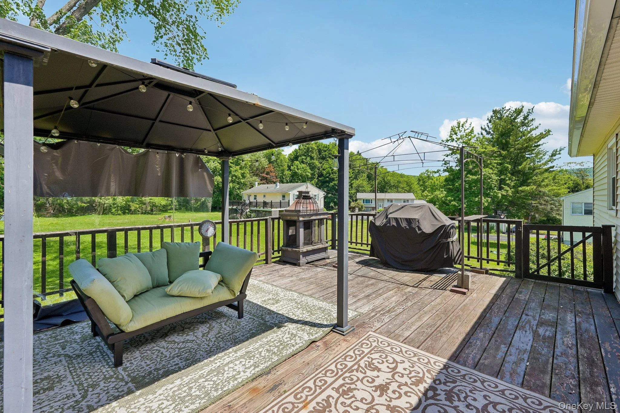 11 Hunter Street, Woodbury, NY, 3 Bedrooms Bedrooms, 8 Rooms Rooms,2 BathroomsBathrooms,Residential,For Rent,Hunter,0,1011049 11 Hunter Street, Woodbury, NY, 3 Bedrooms Bedrooms, 8 Rooms Rooms,2 BathroomsBathrooms,Residential,For Rent,Hunter,0,1011049
