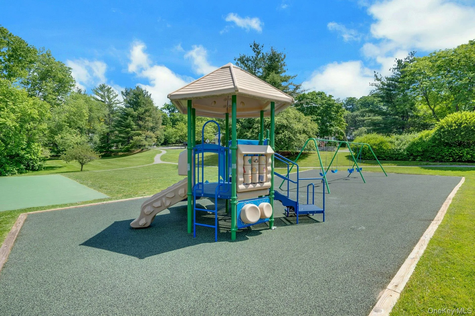 24 Briar Court, Lewisboro, NY, 1 Bedroom Bedrooms, 6 Rooms Rooms,2 BathroomsBathrooms,Residential,For Rent,Briar,0,1011053 24 Briar Court, Lewisboro, NY, 1 Bedroom Bedrooms, 6 Rooms Rooms,2 BathroomsBathrooms,Residential,For Rent,Briar,0,1011053