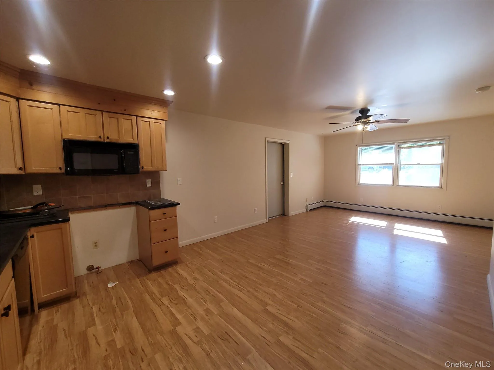 119 Hurleyville Main Street, Fallsburg, NY, 4 Bedrooms Bedrooms, 8 Rooms Rooms,2 BathroomsBathrooms,Residential,For Rent,Hurleyville Main,0,1011055 119 Hurleyville Main Street, Fallsburg, NY, 4 Bedrooms Bedrooms, 8 Rooms Rooms,2 BathroomsBathrooms,Residential,For Rent,Hurleyville Main,0,1011055