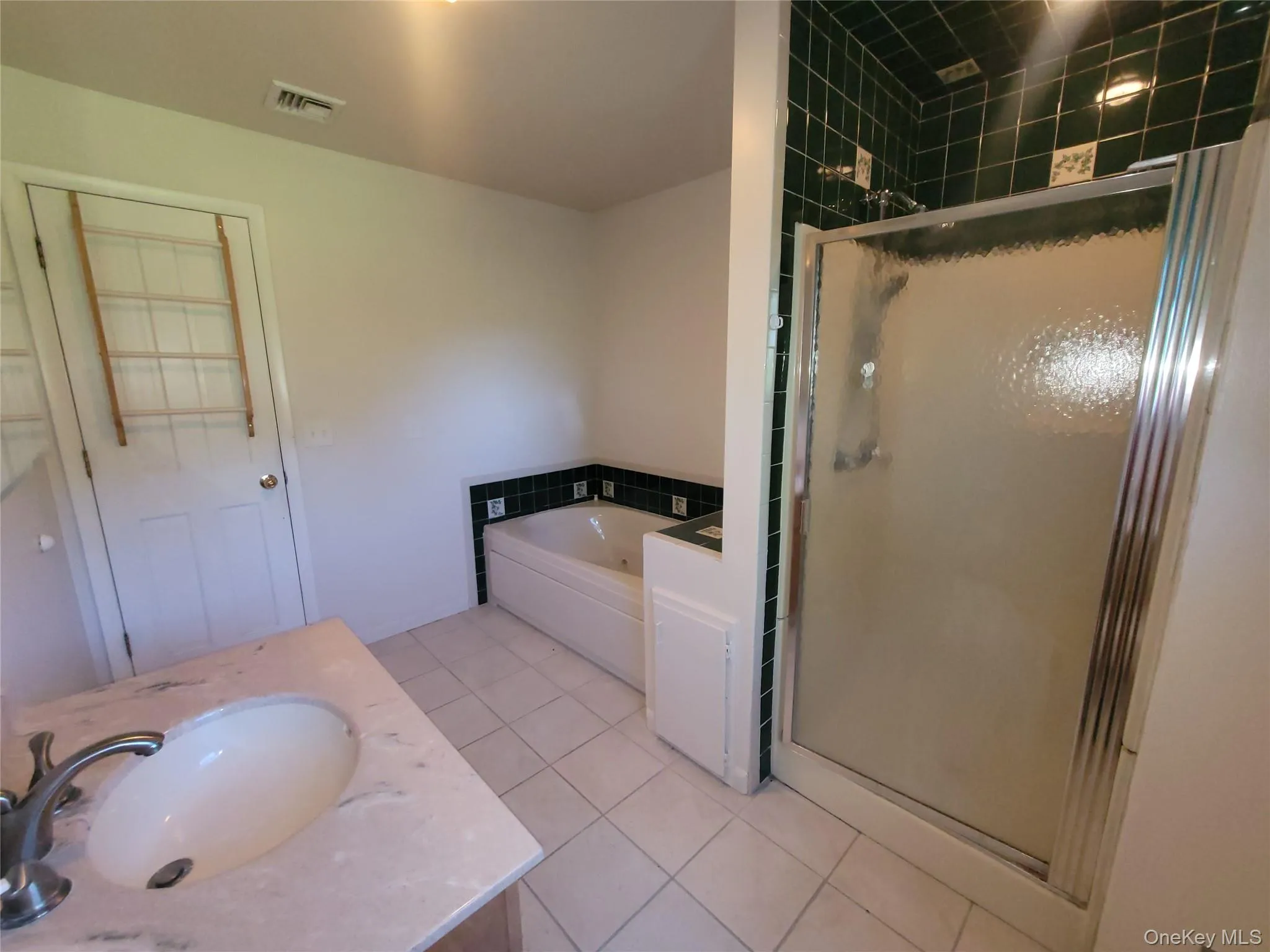 119 Hurleyville Main Street, Fallsburg, NY, 4 Bedrooms Bedrooms, 8 Rooms Rooms,2 BathroomsBathrooms,Residential,For Rent,Hurleyville Main,0,1011055 119 Hurleyville Main Street, Fallsburg, NY, 4 Bedrooms Bedrooms, 8 Rooms Rooms,2 BathroomsBathrooms,Residential,For Rent,Hurleyville Main,0,1011055