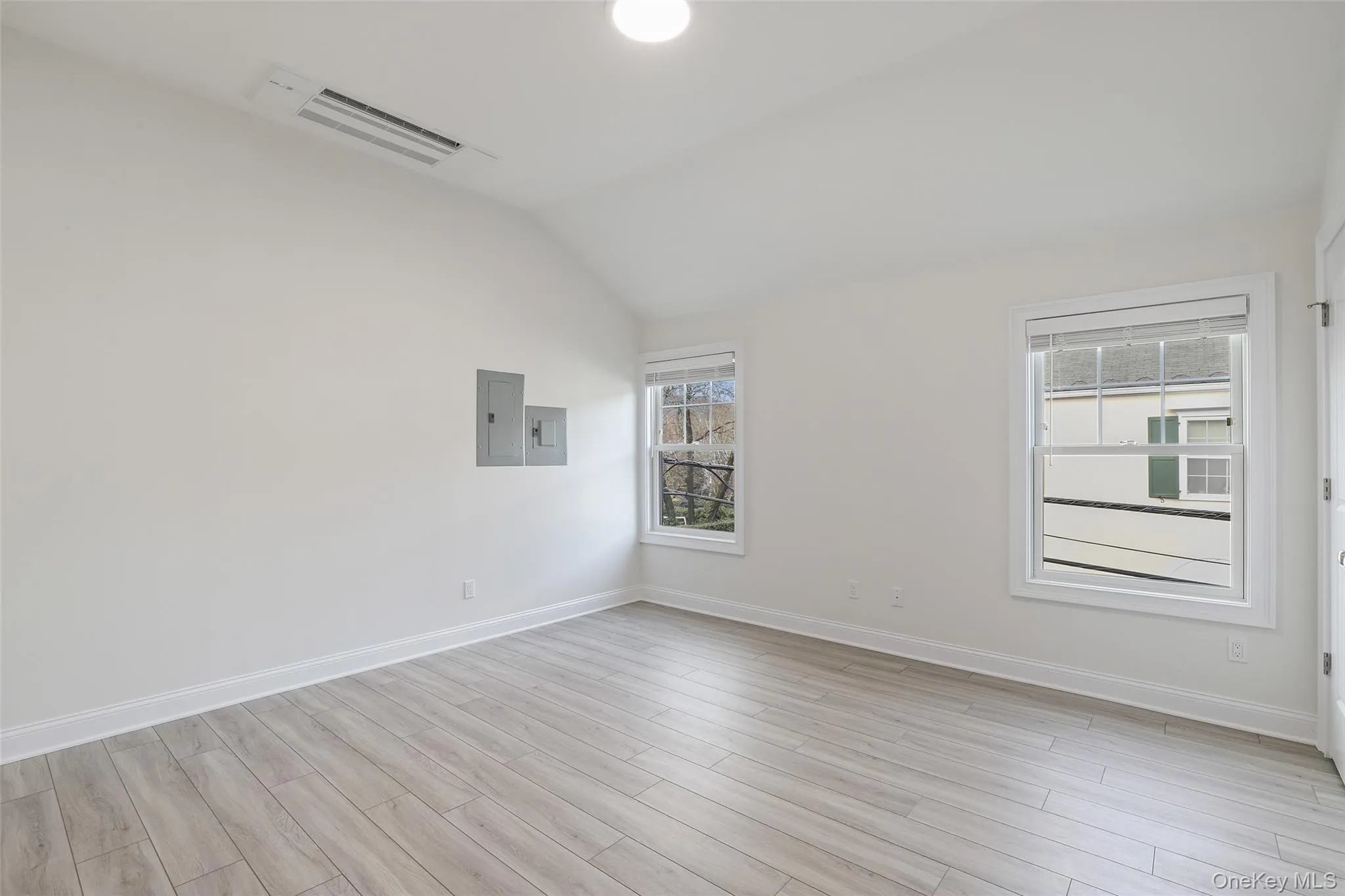 225 Katonah Avenue, Bedford, NY, 2 Bedrooms Bedrooms, 3 Rooms Rooms,1 BathroomBathrooms,Residential Lease,For Rent,Katonah,0,1011057 225 Katonah Avenue, Bedford, NY, 2 Bedrooms Bedrooms, 3 Rooms Rooms,1 BathroomBathrooms,Residential Lease,For Rent,Katonah,0,1011057