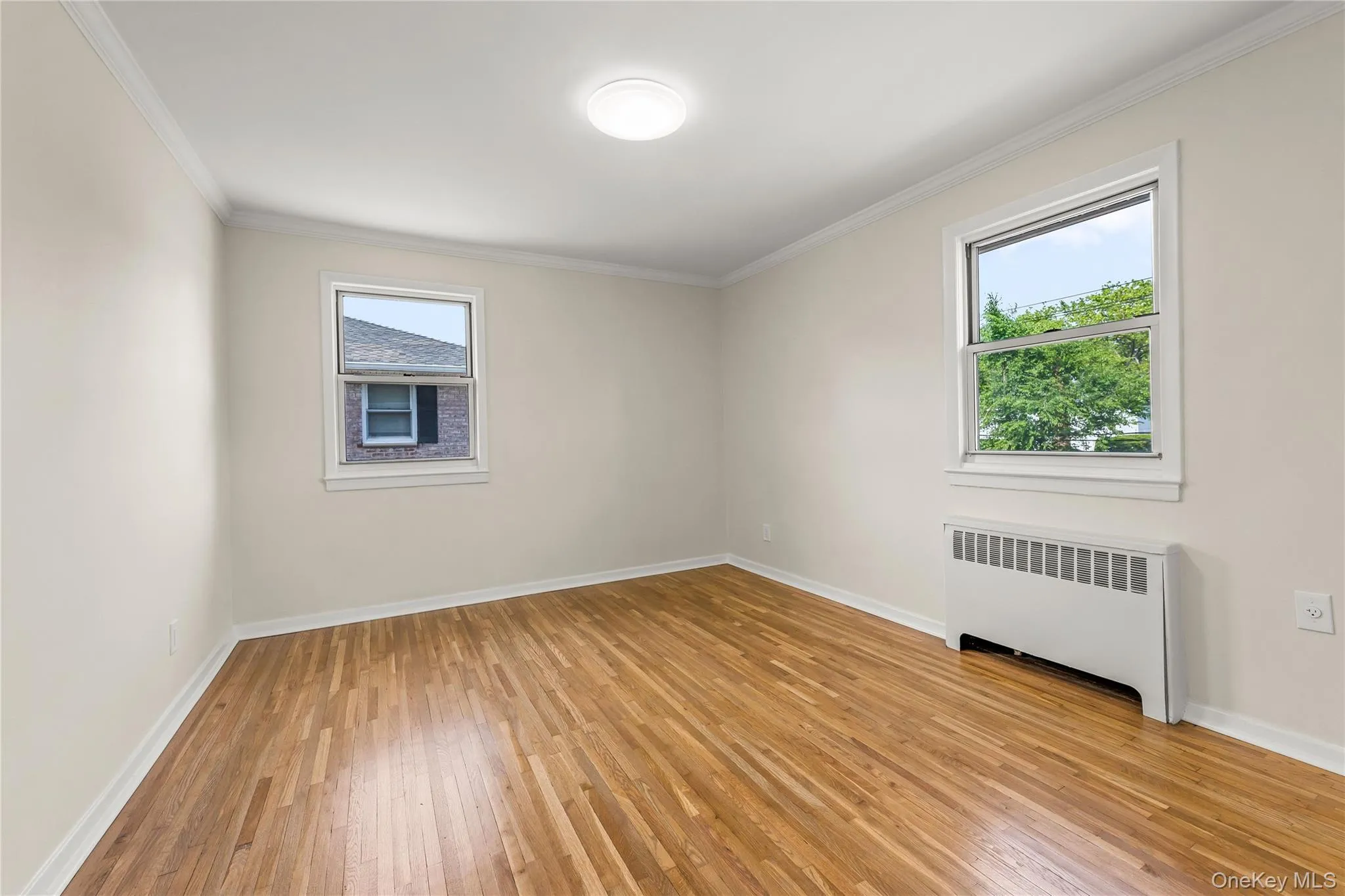 82-63 Langdale Street, New York, NY, 2 Bedrooms Bedrooms, 5 Rooms Rooms,1 BathroomBathrooms,Residential,For Rent,Langdale,0,1011058 82-63 Langdale Street, New York, NY, 2 Bedrooms Bedrooms, 5 Rooms Rooms,1 BathroomBathrooms,Residential,For Rent,Langdale,0,1011058