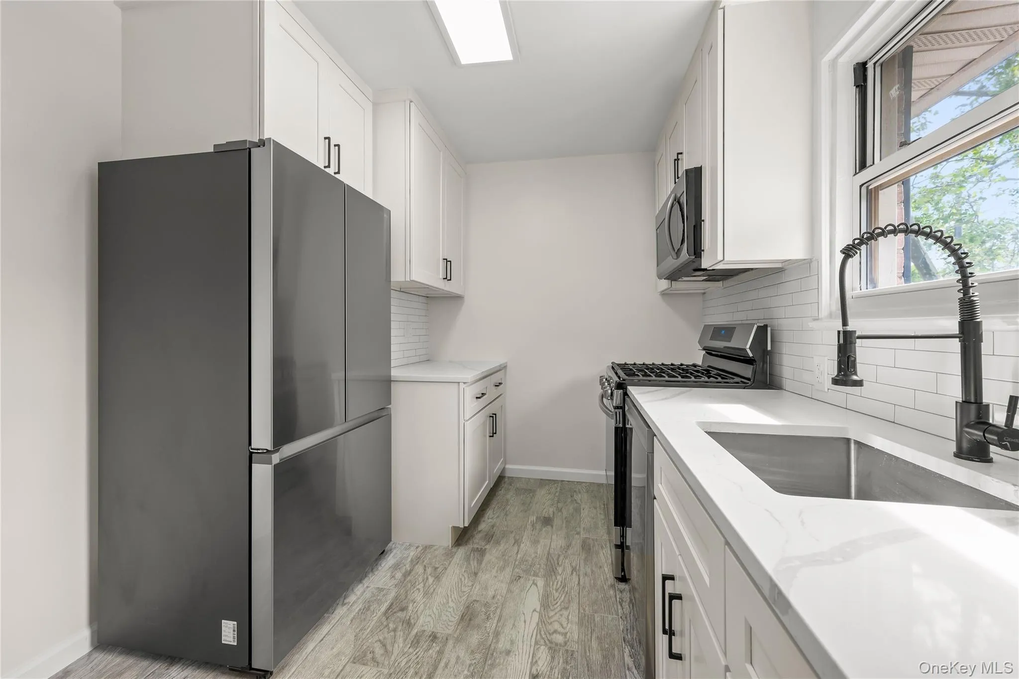 82-63 Langdale Street, New York, NY, 2 Bedrooms Bedrooms, 5 Rooms Rooms,1 BathroomBathrooms,Residential,For Rent,Langdale,0,1011058 82-63 Langdale Street, New York, NY, 2 Bedrooms Bedrooms, 5 Rooms Rooms,1 BathroomBathrooms,Residential,For Rent,Langdale,0,1011058